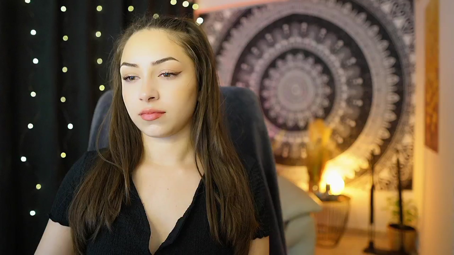 Gallery image thumbnail from Briar__Rose's myfreecams stream on, 05/10/2024, 17:59 image 11 of 20