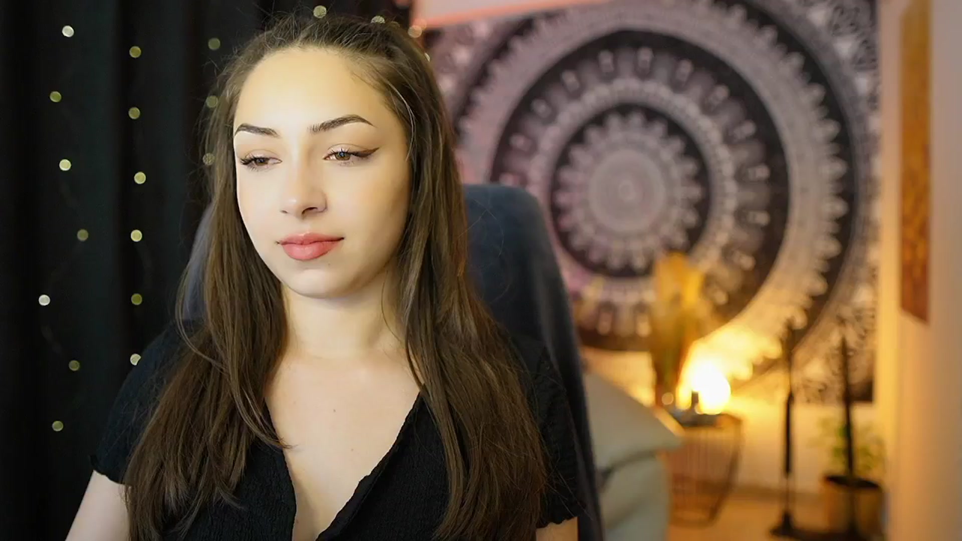 Gallery image thumbnail from Briar__Rose's myfreecams stream on, 05/10/2024, 17:59 image 12 of 20