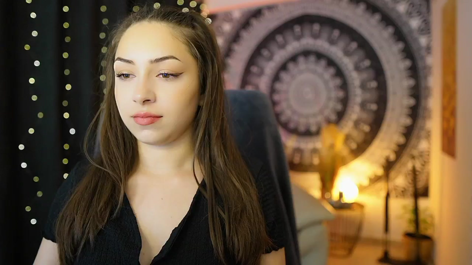 Gallery image thumbnail from Briar__Rose's myfreecams stream on, 05/10/2024, 17:59 image 10 of 20