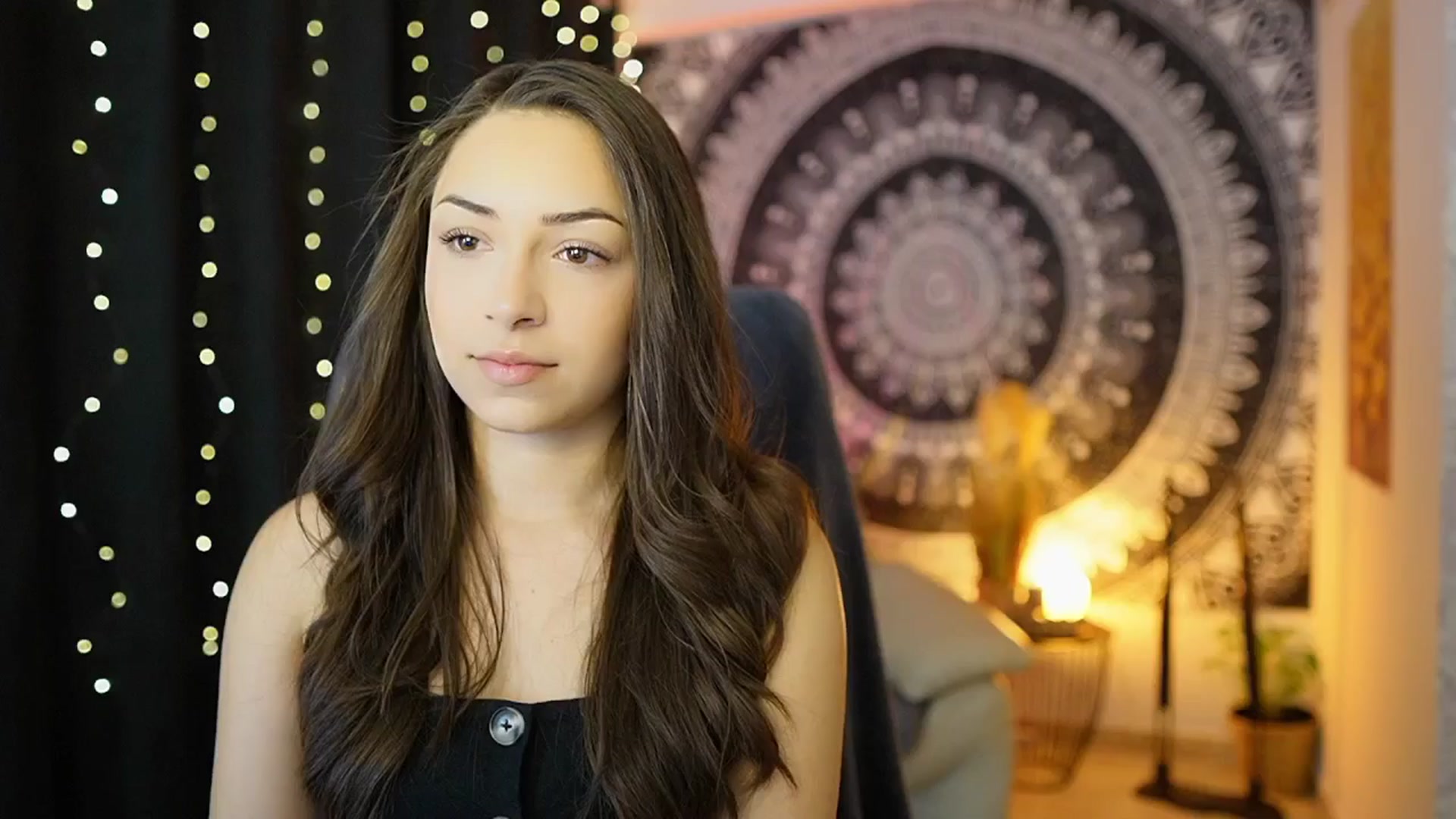 Gallery image thumbnail from Briar__Rose's myfreecams stream on, 05/16/2024, 14:04 image 16 of 20