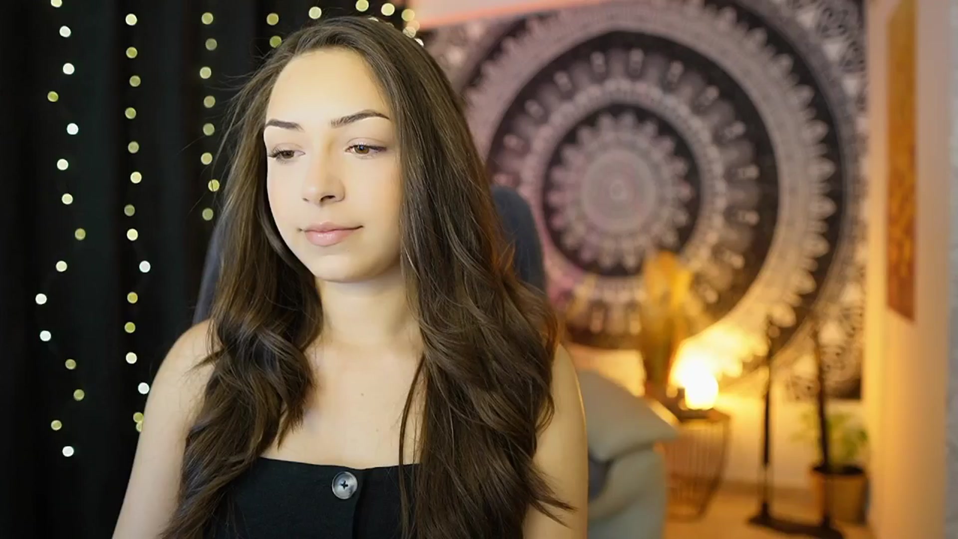 Gallery image thumbnail from Briar__Rose's myfreecams stream on, 05/16/2024, 14:04 image 7 of 20