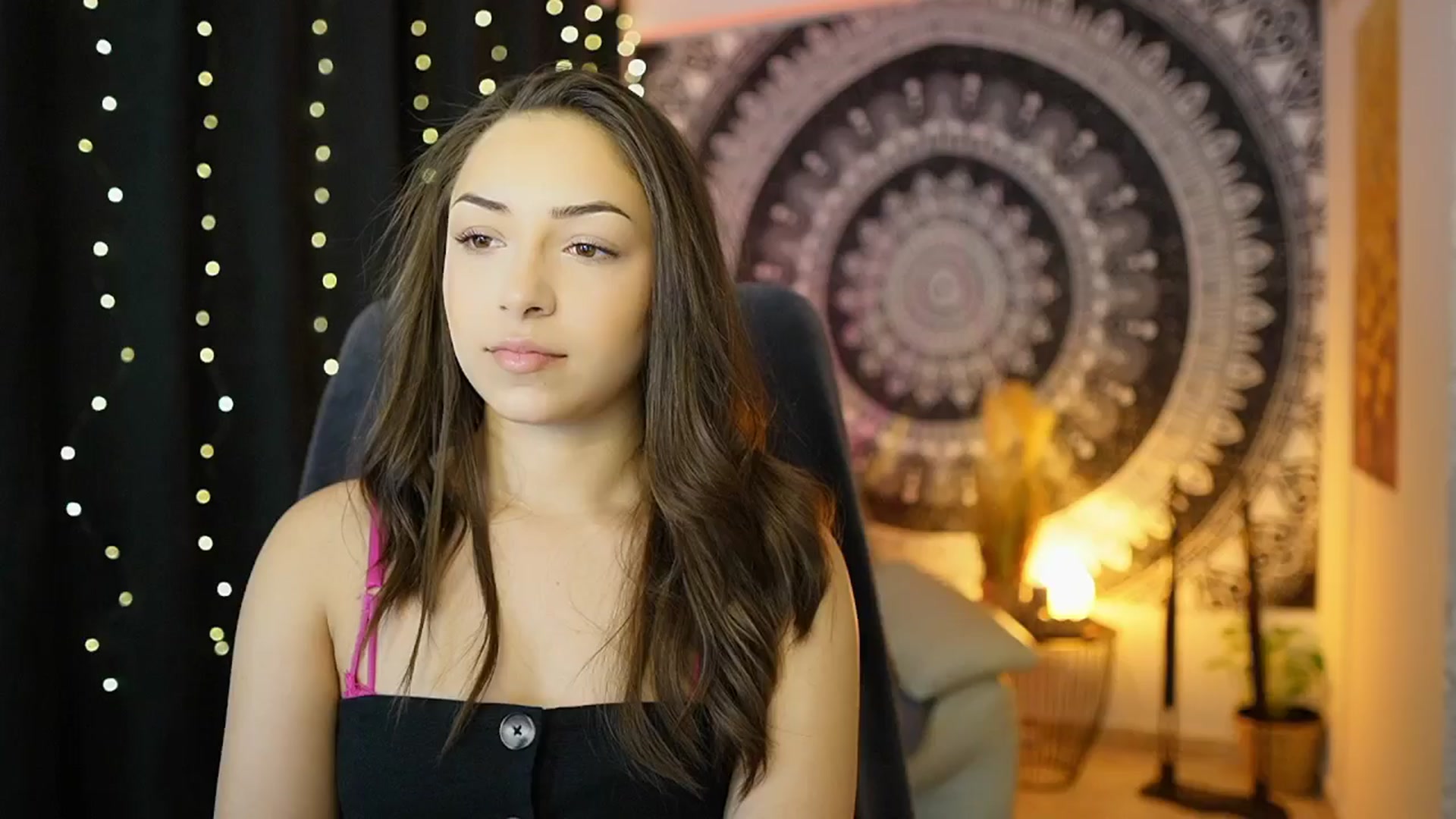 Gallery image thumbnail from Briar__Rose's myfreecams stream on, 05/16/2024, 15:53 image 14 of 20