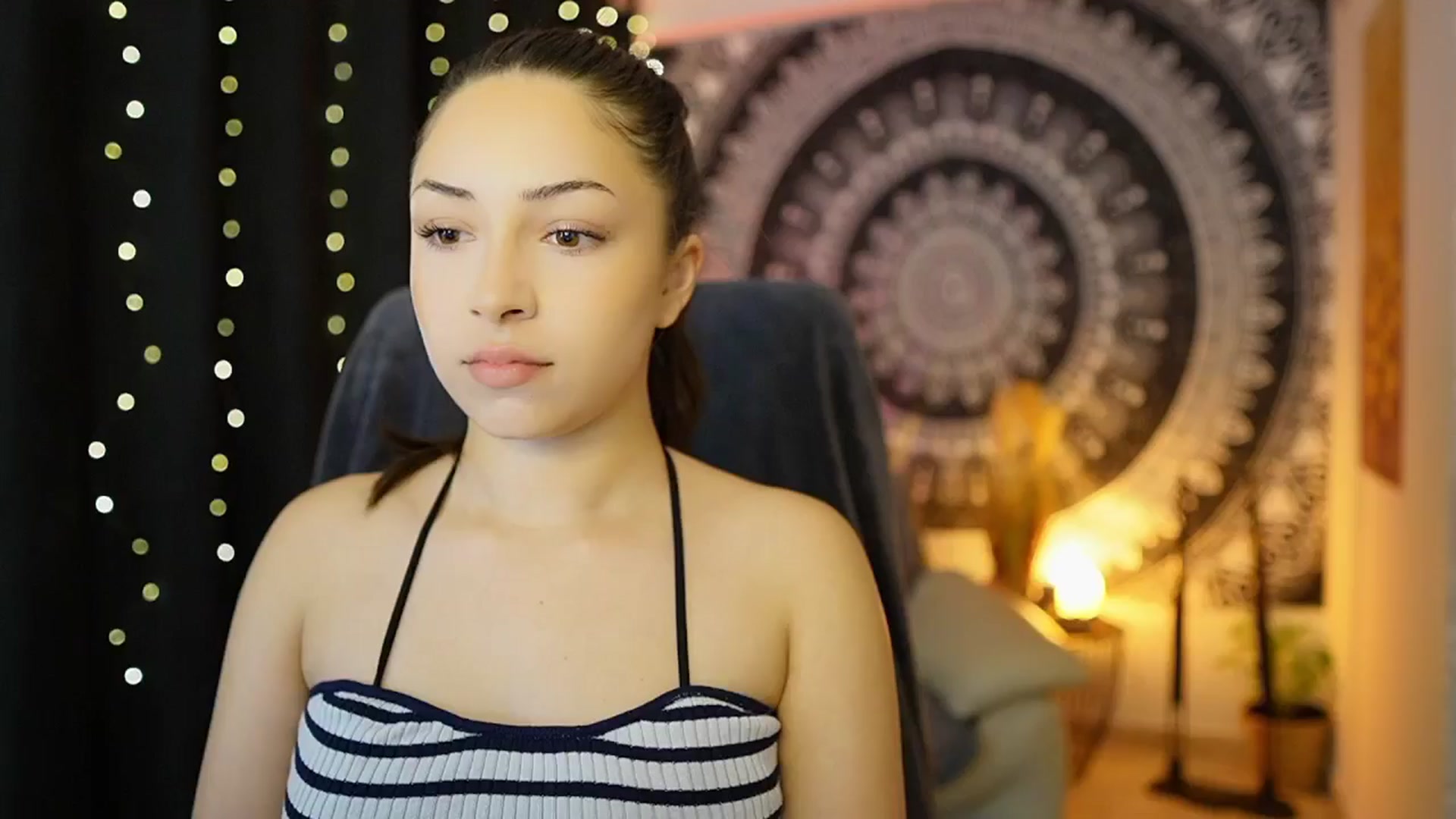Gallery image thumbnail from Briar__Rose's myfreecams stream on, 05/17/2024, 16:20 image 11 of 20