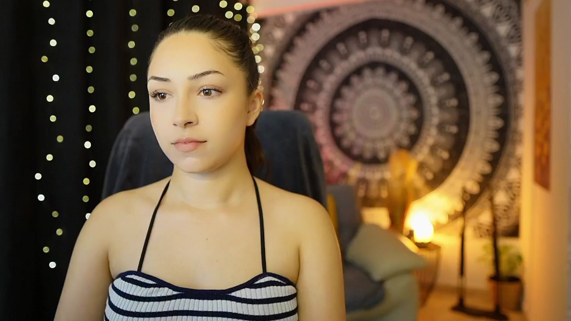 Gallery image thumbnail from Briar__Rose's myfreecams stream on, 05/17/2024, 16:20 image 7 of 20