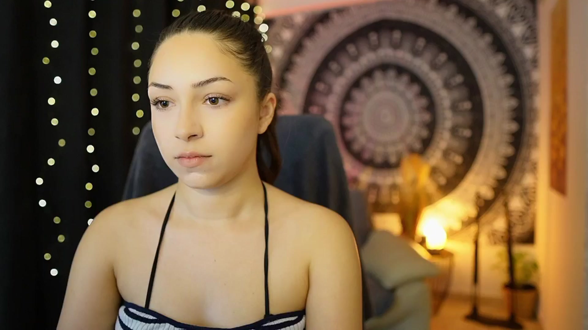 Gallery image thumbnail from Briar__Rose's myfreecams stream on, 05/17/2024, 18:15 image 5 of 20