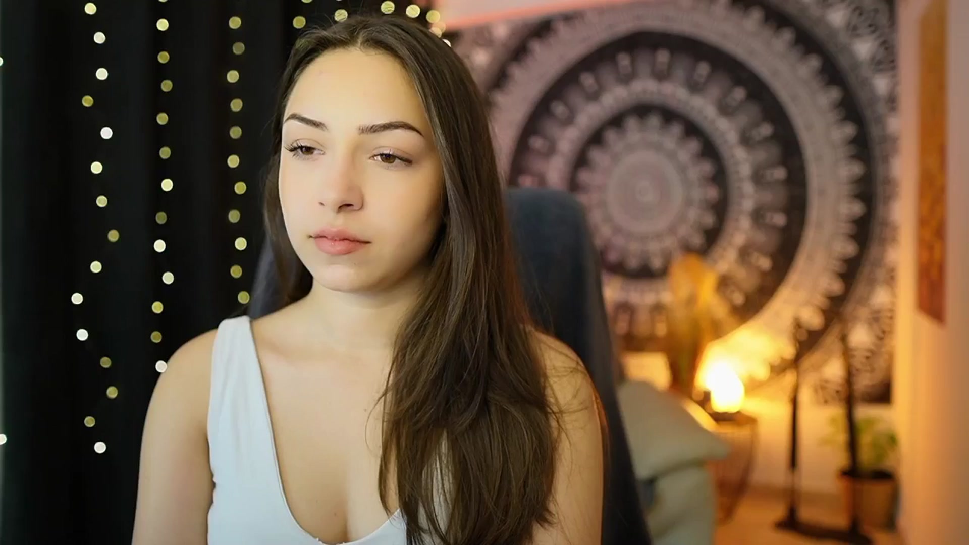 Gallery image thumbnail from Briar__Rose's myfreecams stream on, 05/18/2024, 14:29 image 18 of 20