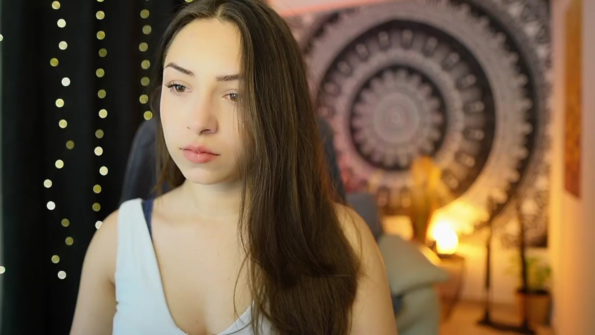 Gallery image thumbnail from Briar__Rose's myfreecams stream on, 05/18/2024, 14:29 image 11 of 20
