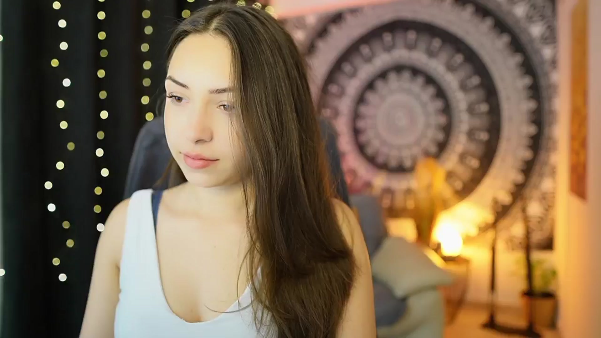 Gallery image thumbnail from Briar__Rose's myfreecams stream on, 05/18/2024, 14:29 image 10 of 20
