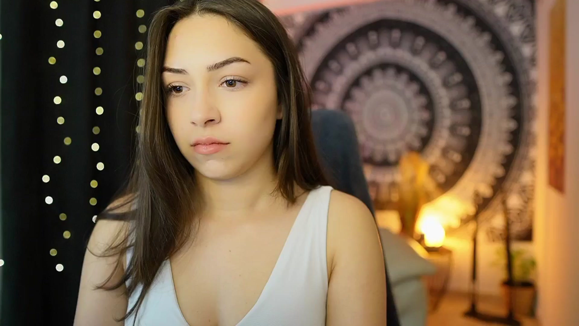 Gallery image thumbnail from Briar__Rose's myfreecams stream on, 05/18/2024, 14:55 image 13 of 20