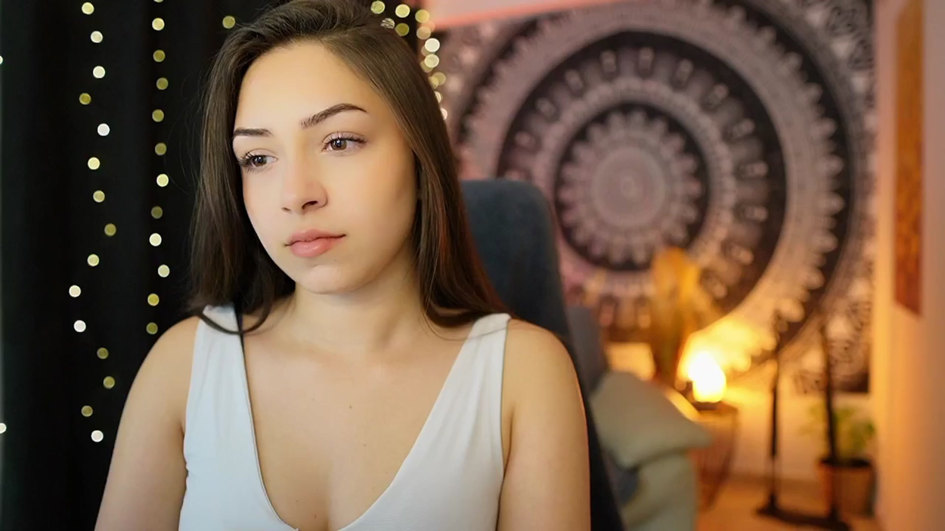 Gallery image thumbnail from Briar__Rose's myfreecams stream on, 05/18/2024, 14:55 image 20 of 20