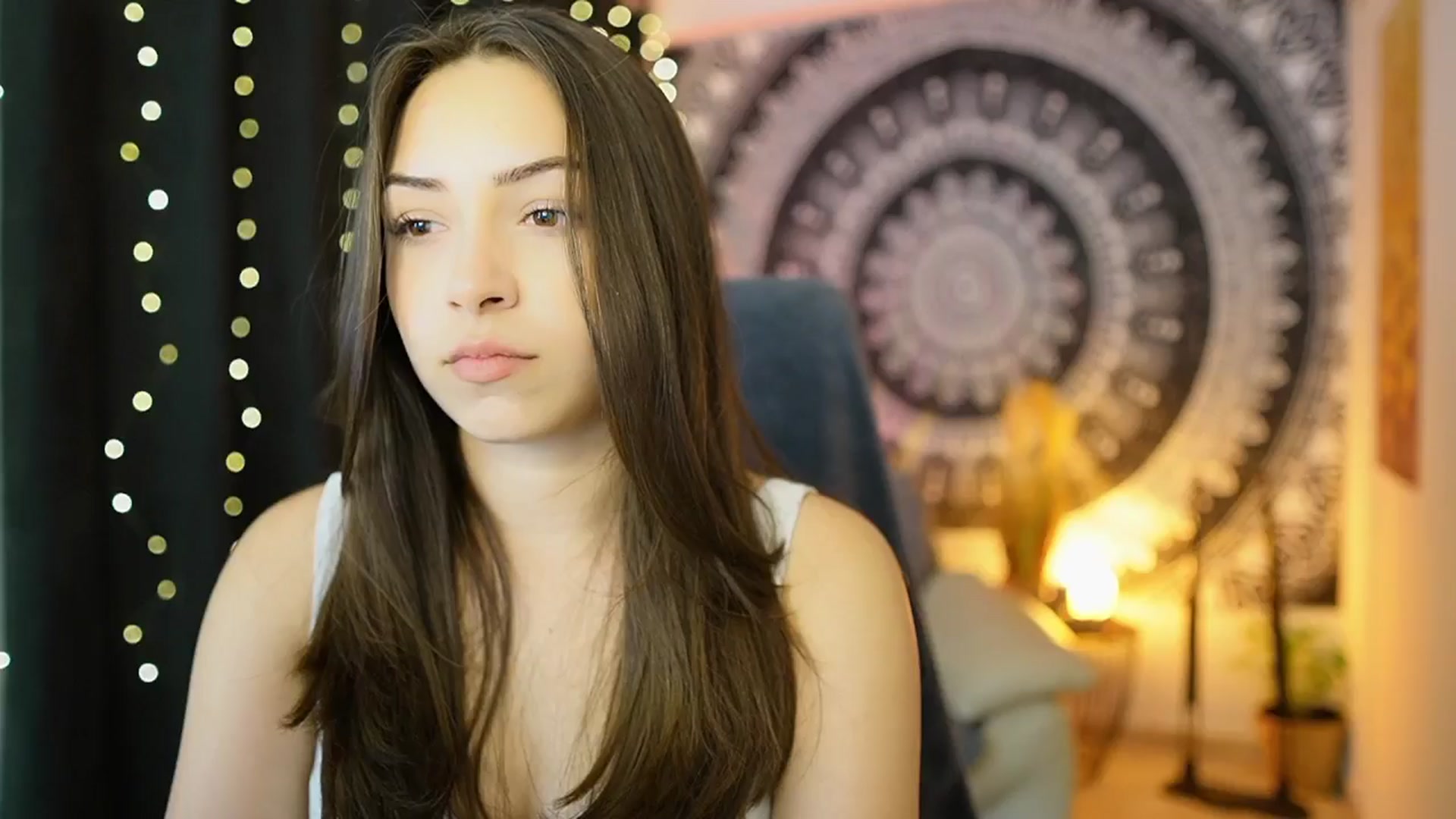 Gallery image thumbnail from Briar__Rose's myfreecams stream on, 05/18/2024, 16:34 image 2 of 20