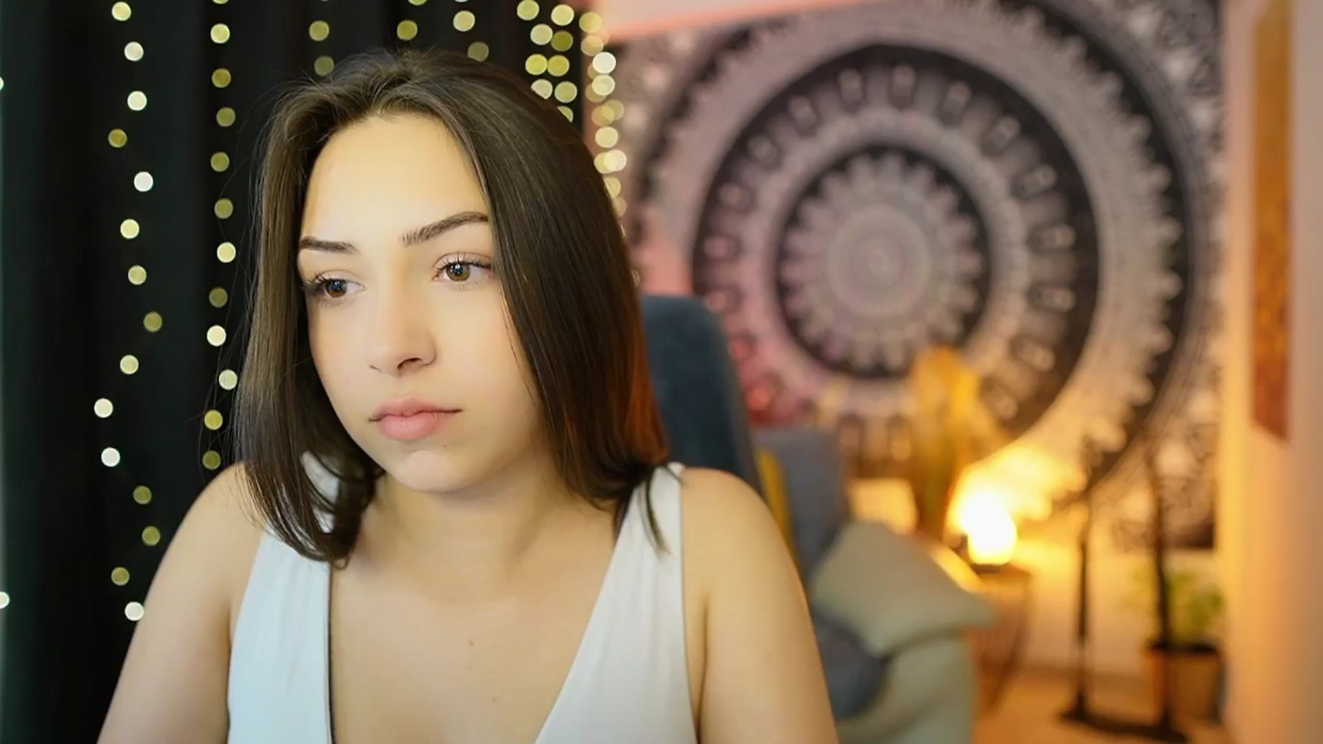 Gallery image thumbnail from Briar__Rose's myfreecams stream on, 05/18/2024, 18:07 image 19 of 20