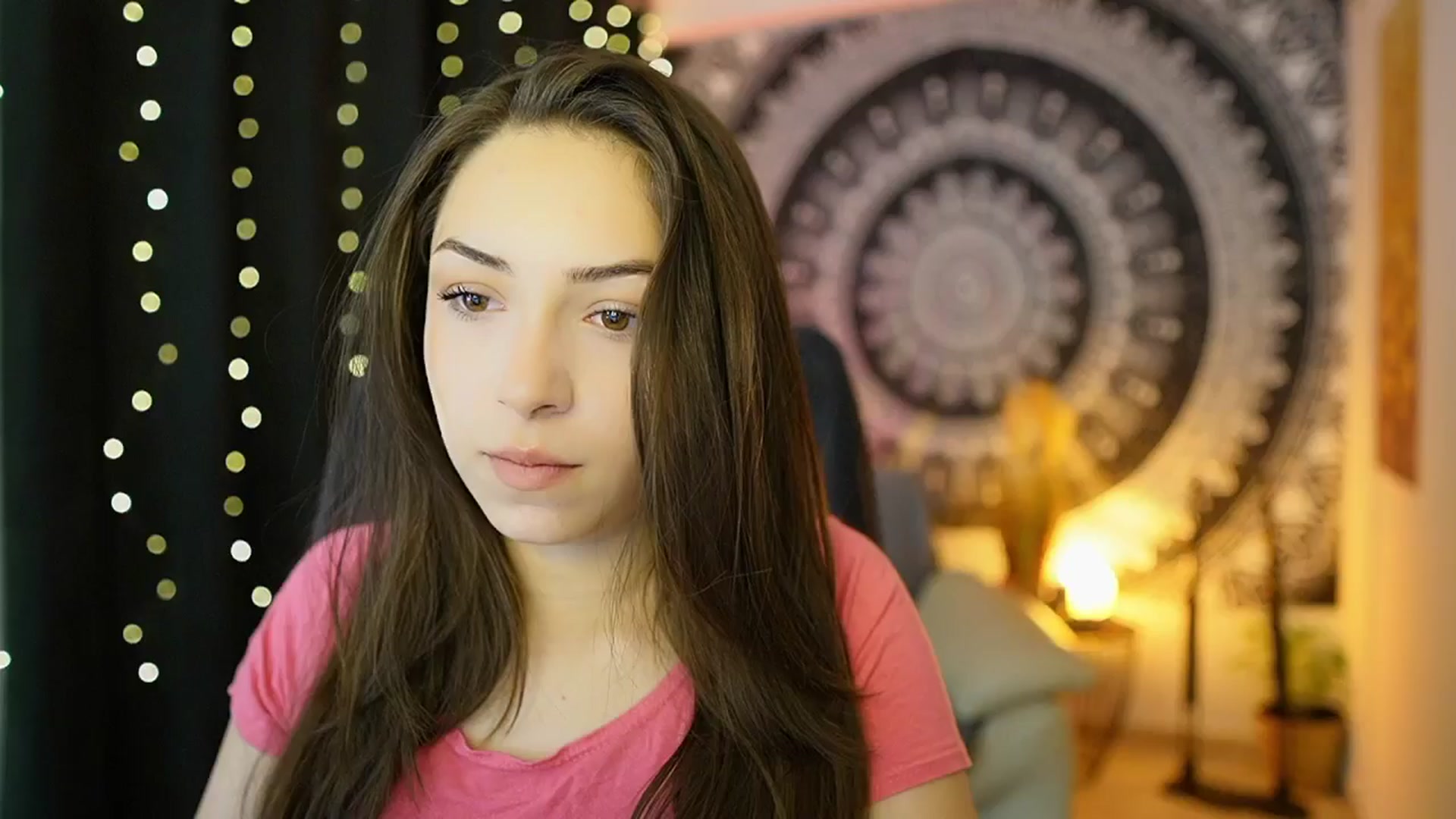 Gallery image thumbnail from Briar__Rose's myfreecams stream on, 05/19/2024, 13:45 image 4 of 20