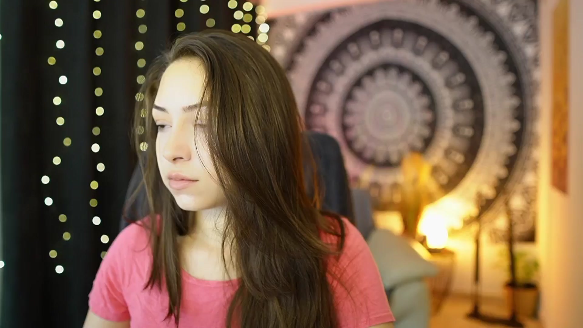 Gallery image thumbnail from Briar__Rose's myfreecams stream on, 05/19/2024, 13:45 image 19 of 20