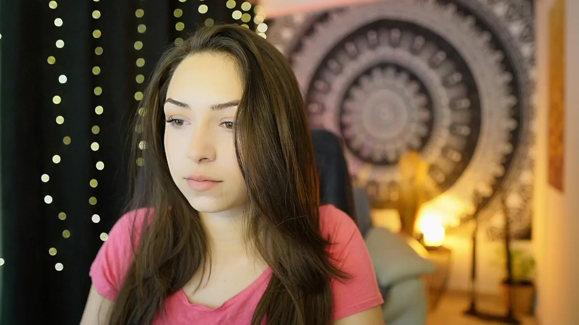 Gallery image thumbnail from Briar__Rose's myfreecams stream on, 05/19/2024, 13:45 image 2 of 20