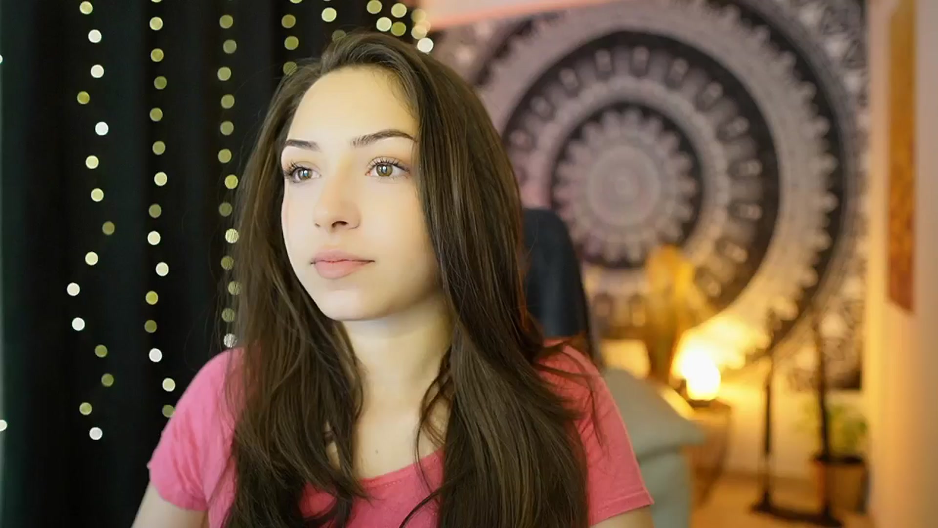 Gallery image thumbnail from Briar__Rose's myfreecams stream on, 05/19/2024, 13:45 image 6 of 20