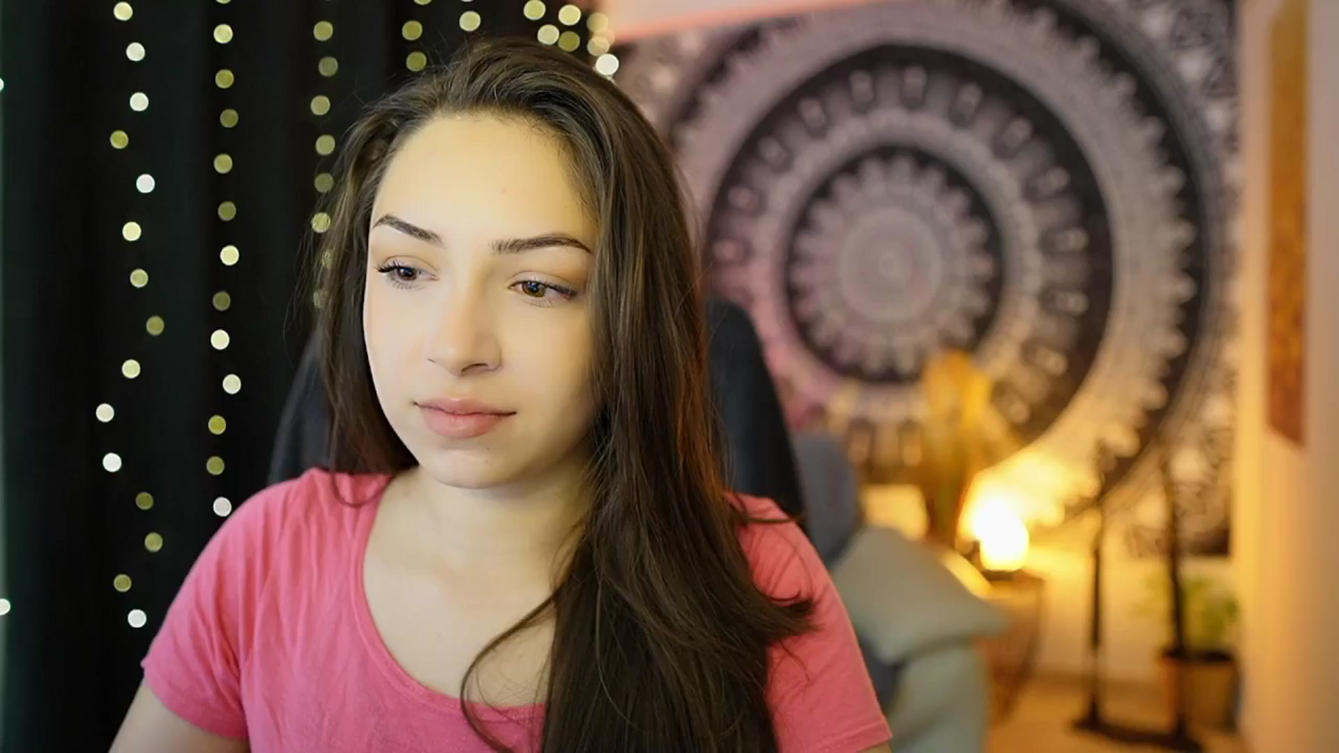 Gallery image thumbnail from Briar__Rose's myfreecams stream on, 05/19/2024, 15:06 image 4 of 20