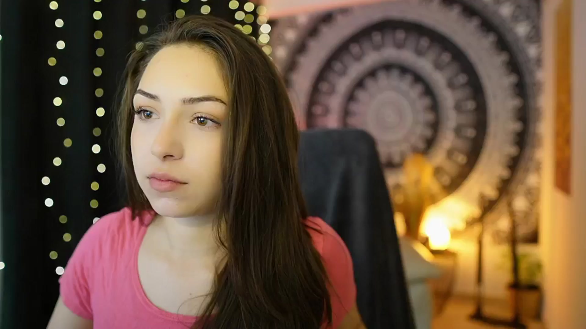 Gallery image thumbnail from Briar__Rose's myfreecams stream on, 05/19/2024, 15:06 image 14 of 20