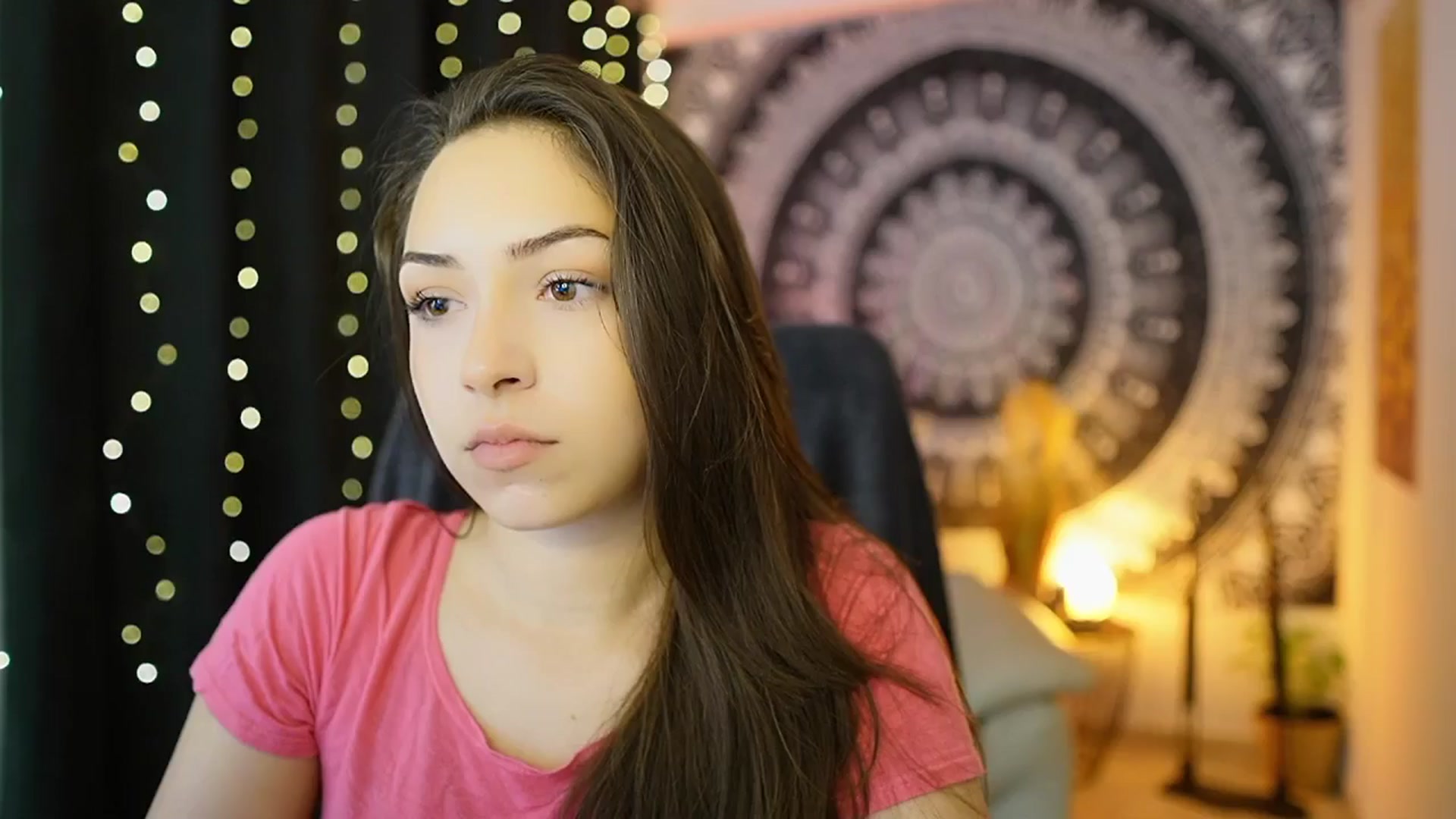 Gallery image thumbnail from Briar__Rose's myfreecams stream on, 05/19/2024, 16:01 image 1 of 20