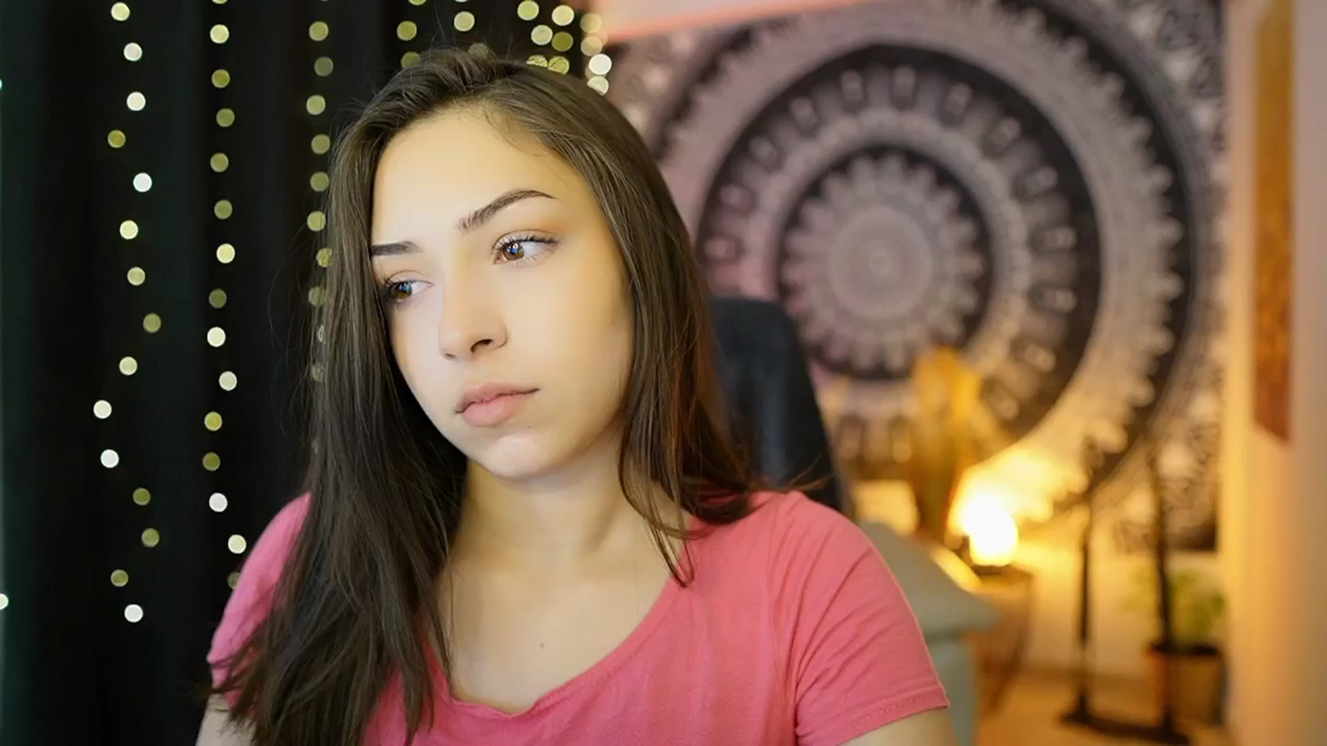 Gallery image thumbnail from Briar__Rose's myfreecams stream on, 05/19/2024, 17:22 image 2 of 20
