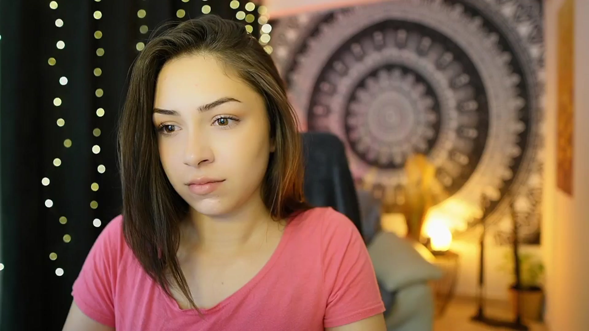Gallery image thumbnail from Briar__Rose's myfreecams stream on, 05/19/2024, 18:07 image 8 of 20