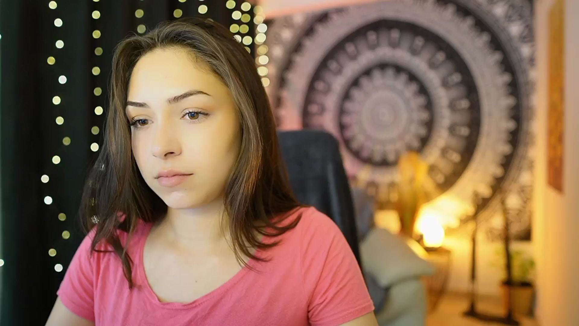 Gallery image thumbnail from Briar__Rose's myfreecams stream on, 05/19/2024, 18:07 image 13 of 20
