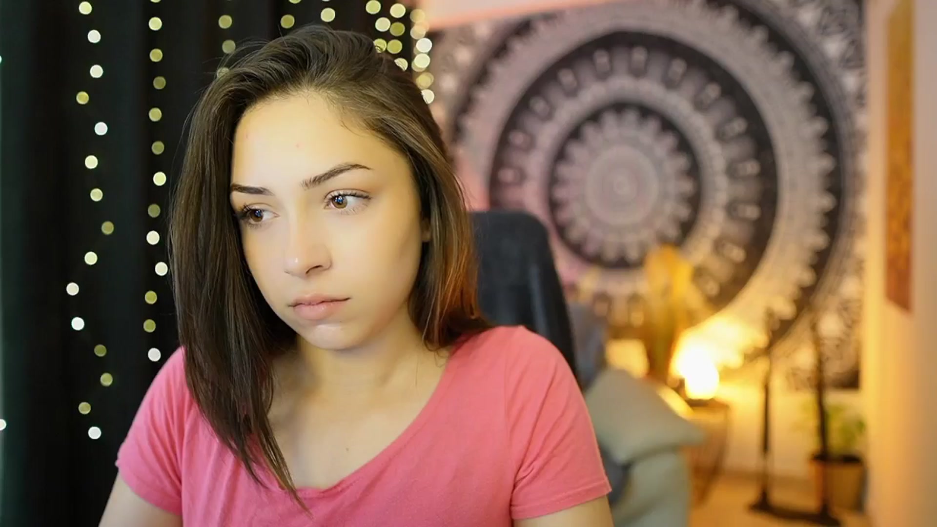Gallery image thumbnail from Briar__Rose's myfreecams stream on, 05/19/2024, 18:07 image 6 of 20