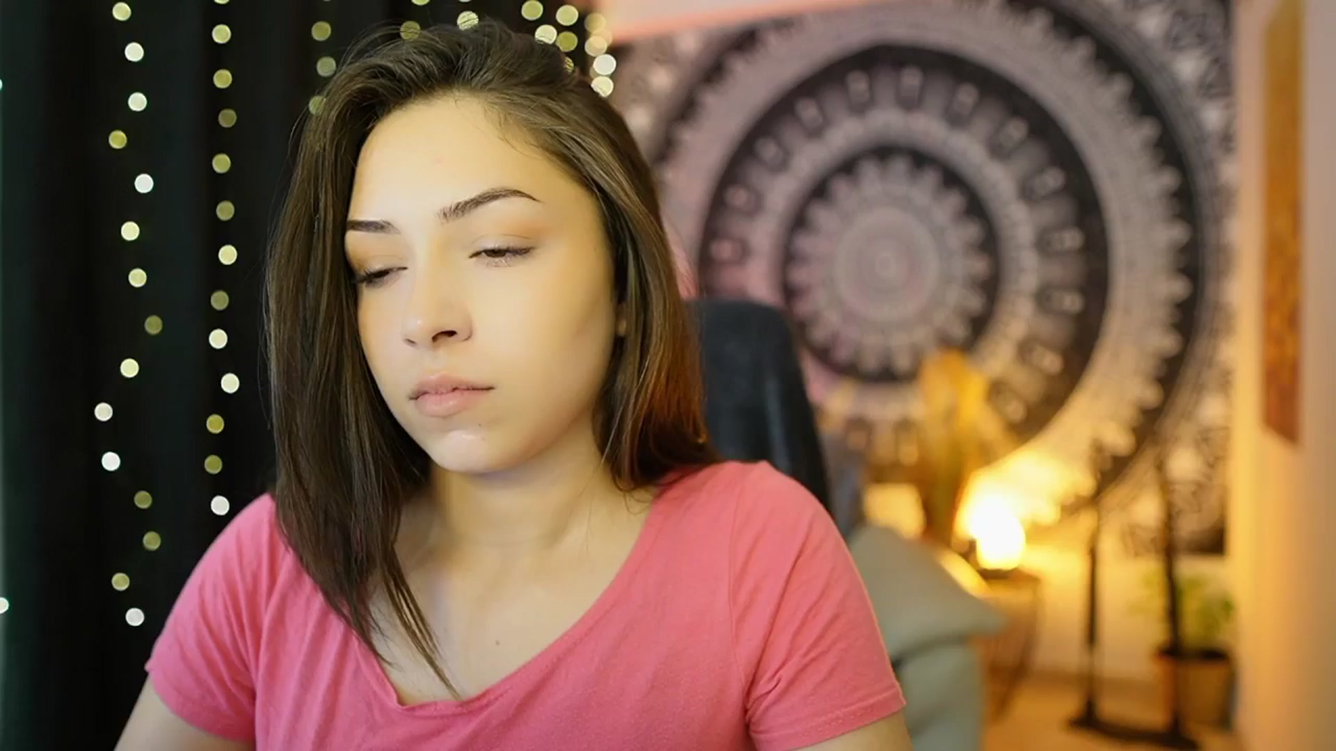 Gallery image thumbnail from Briar__Rose's myfreecams stream on, 05/19/2024, 18:07 image 4 of 20