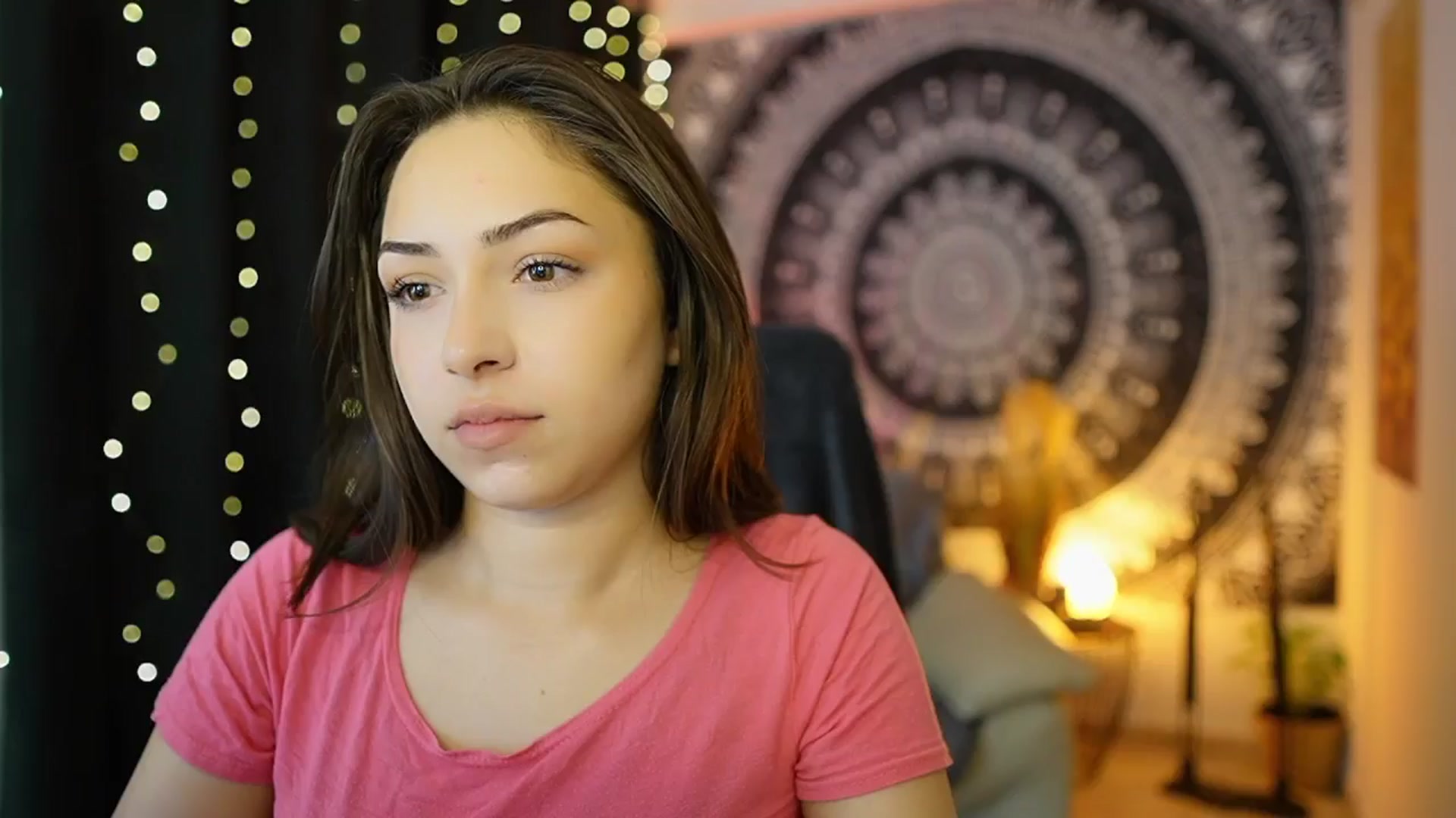 Gallery image thumbnail from Briar__Rose's myfreecams stream on, 05/19/2024, 18:07 image 11 of 20