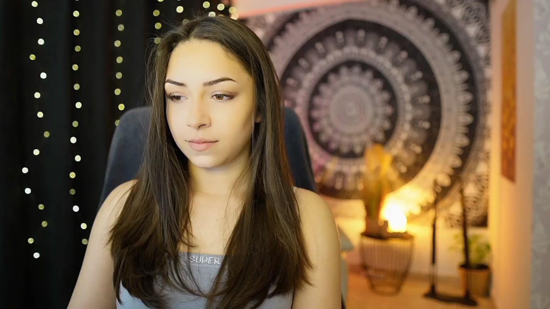 Gallery image thumbnail from Briar__Rose's myfreecams stream on, 05/22/2024, 14:20 image 17 of 20