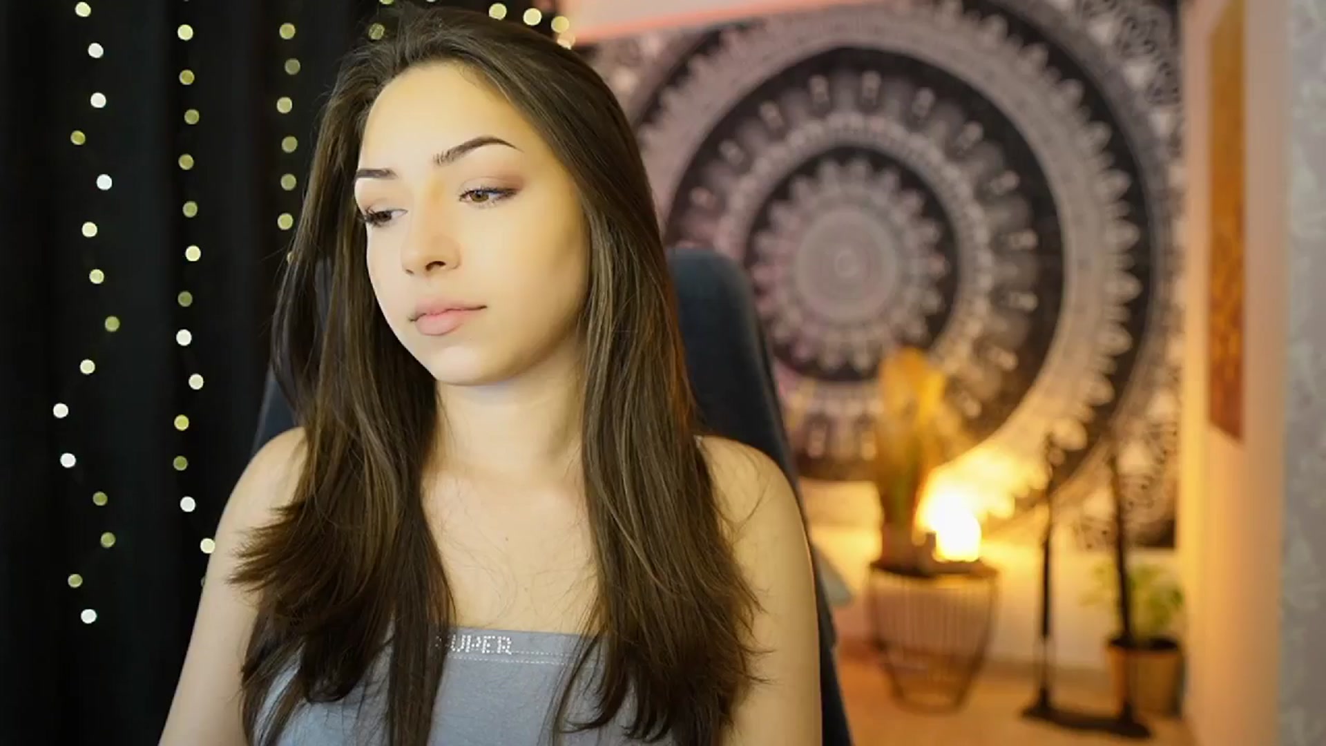 Gallery image thumbnail from Briar__Rose's myfreecams stream on, 05/22/2024, 14:20 image 10 of 20