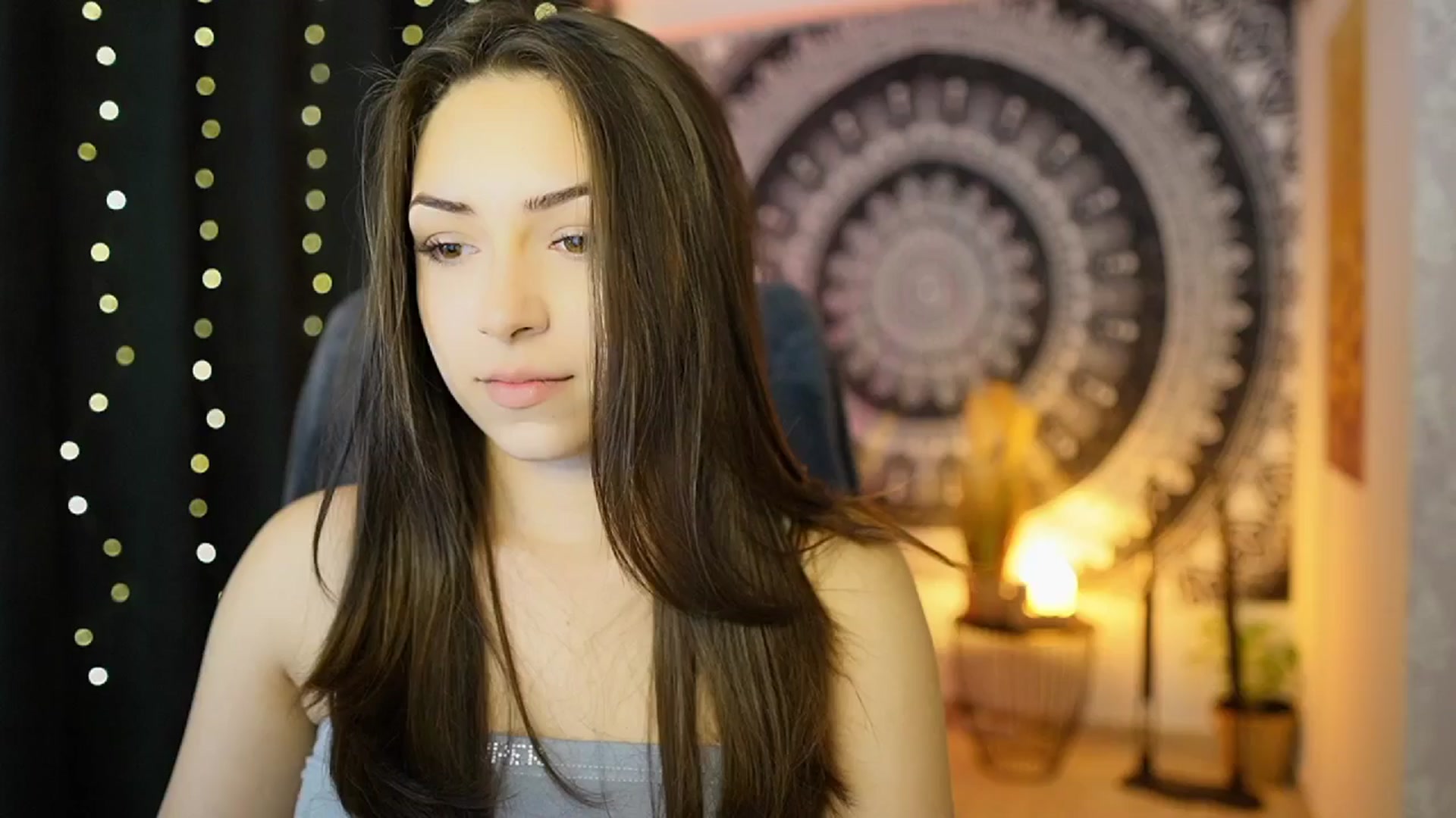 Gallery image thumbnail from Briar__Rose's myfreecams stream on, 05/22/2024, 14:50 image 4 of 20