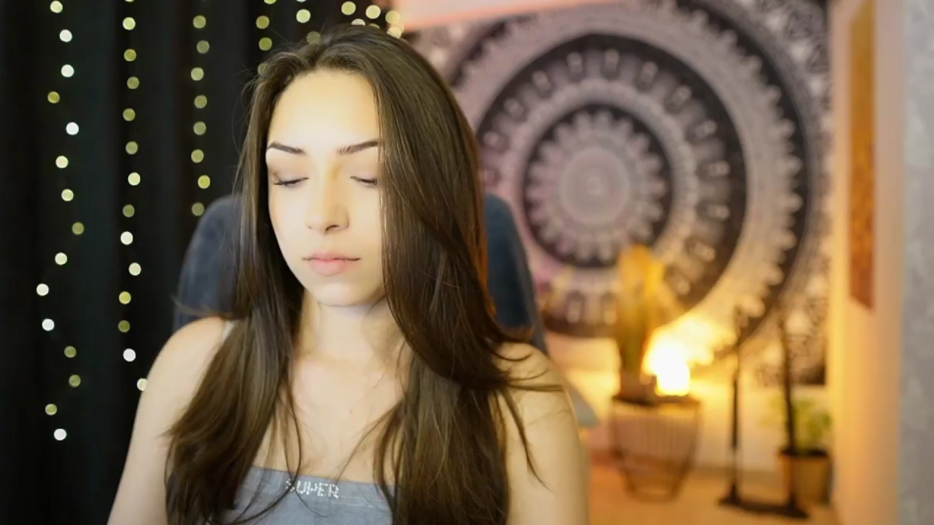 Gallery image thumbnail from Briar__Rose's myfreecams stream on, 05/22/2024, 17:52 image 14 of 20