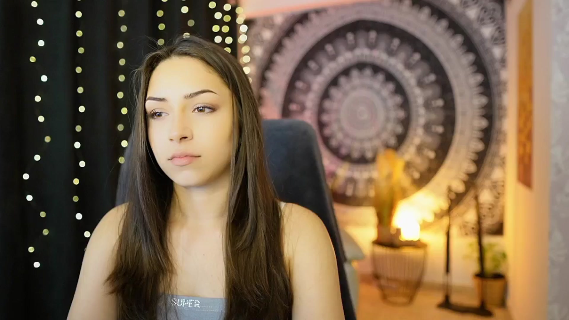 Gallery image thumbnail from Briar__Rose's myfreecams stream on, 05/22/2024, 17:52 image 11 of 20