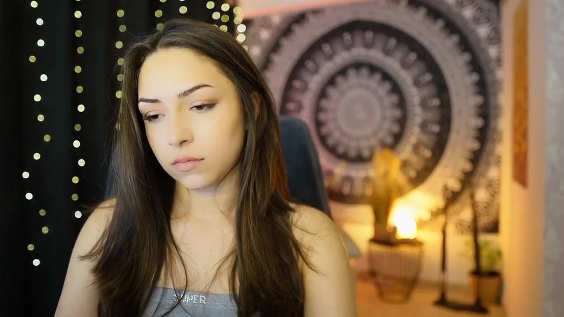 Gallery image thumbnail from Briar__Rose's myfreecams stream on, 05/22/2024, 17:52 image 16 of 20