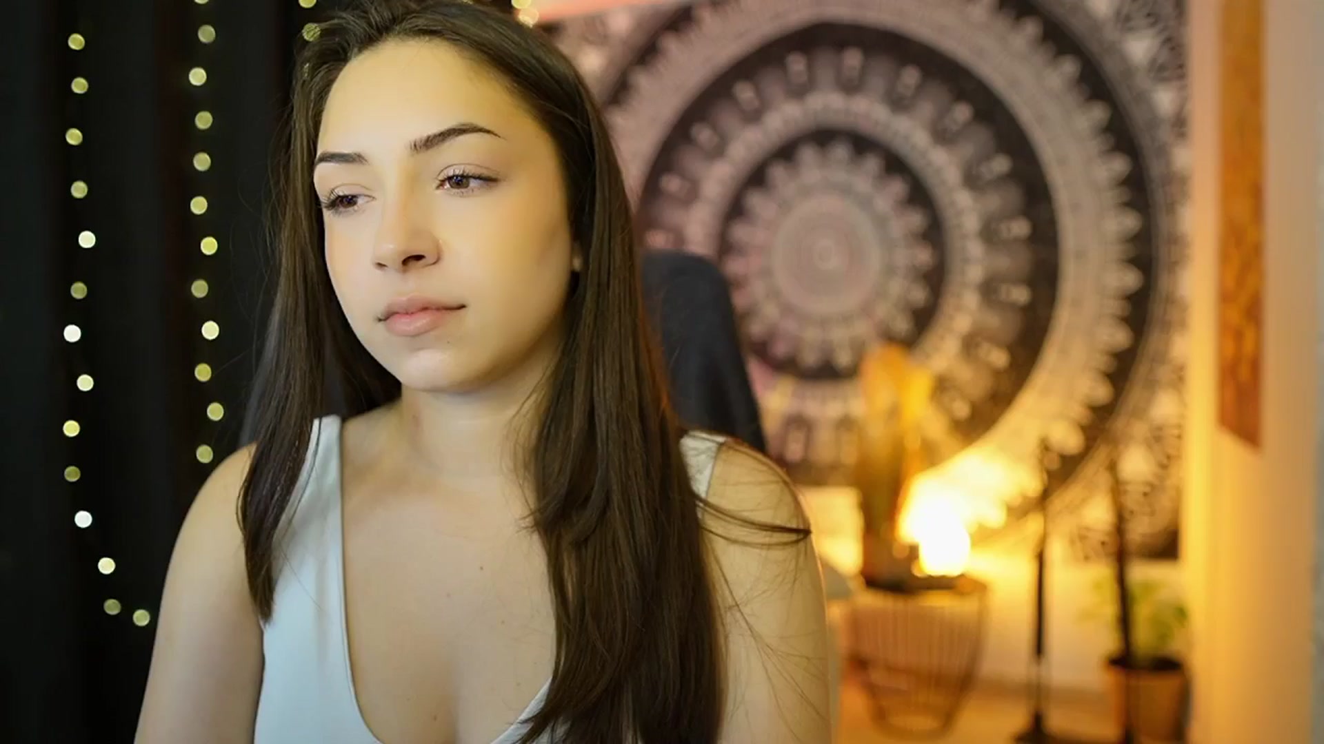 Gallery image thumbnail from Briar__Rose's myfreecams stream on, 05/24/2024, 13:45 image 13 of 20