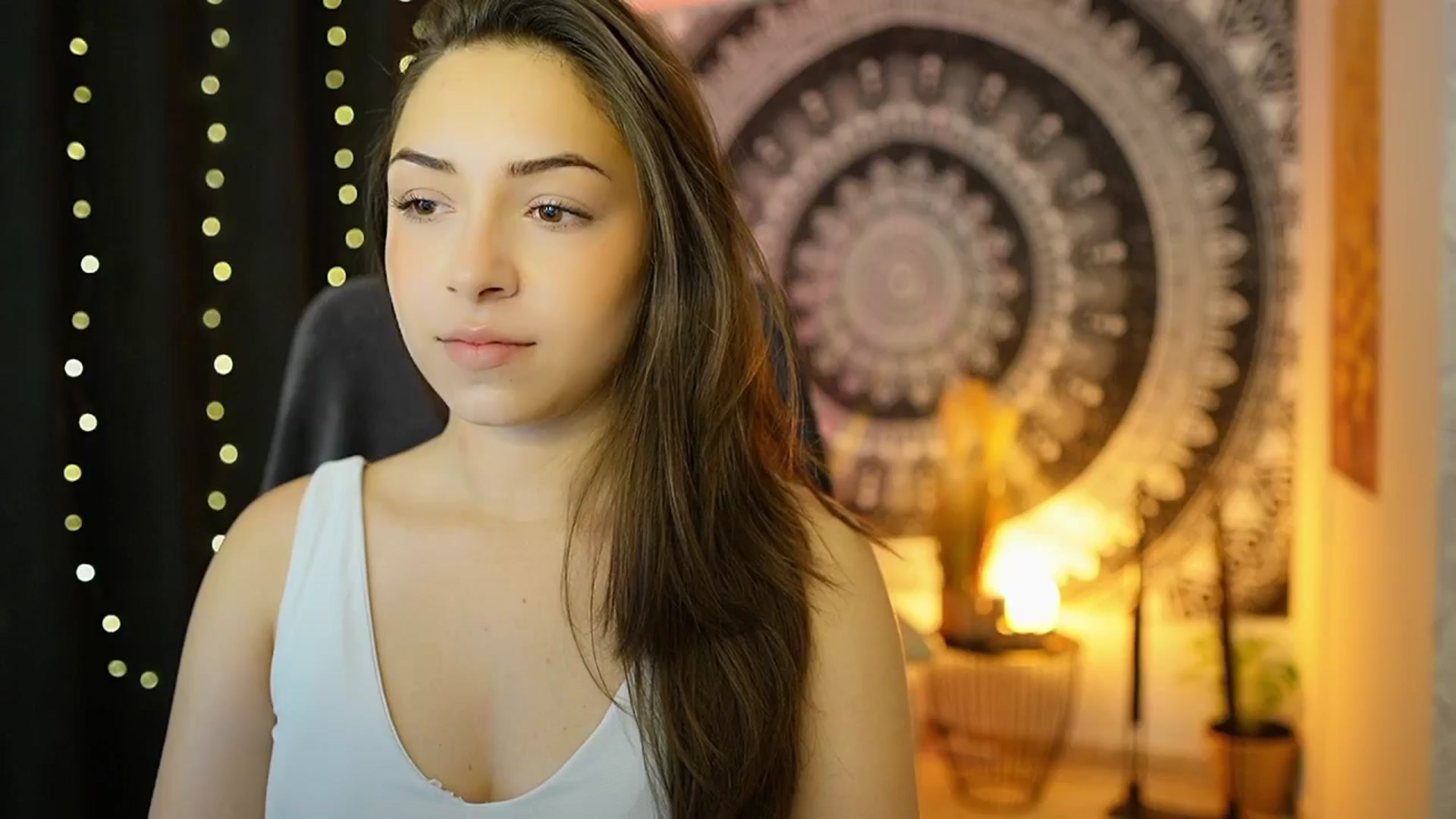 Gallery image thumbnail from Briar__Rose's myfreecams stream on, 05/24/2024, 14:55 image 13 of 20