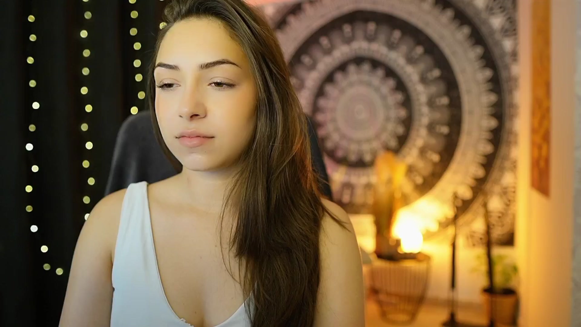 Gallery image thumbnail from Briar__Rose's myfreecams stream on, 05/24/2024, 14:55 image 19 of 20