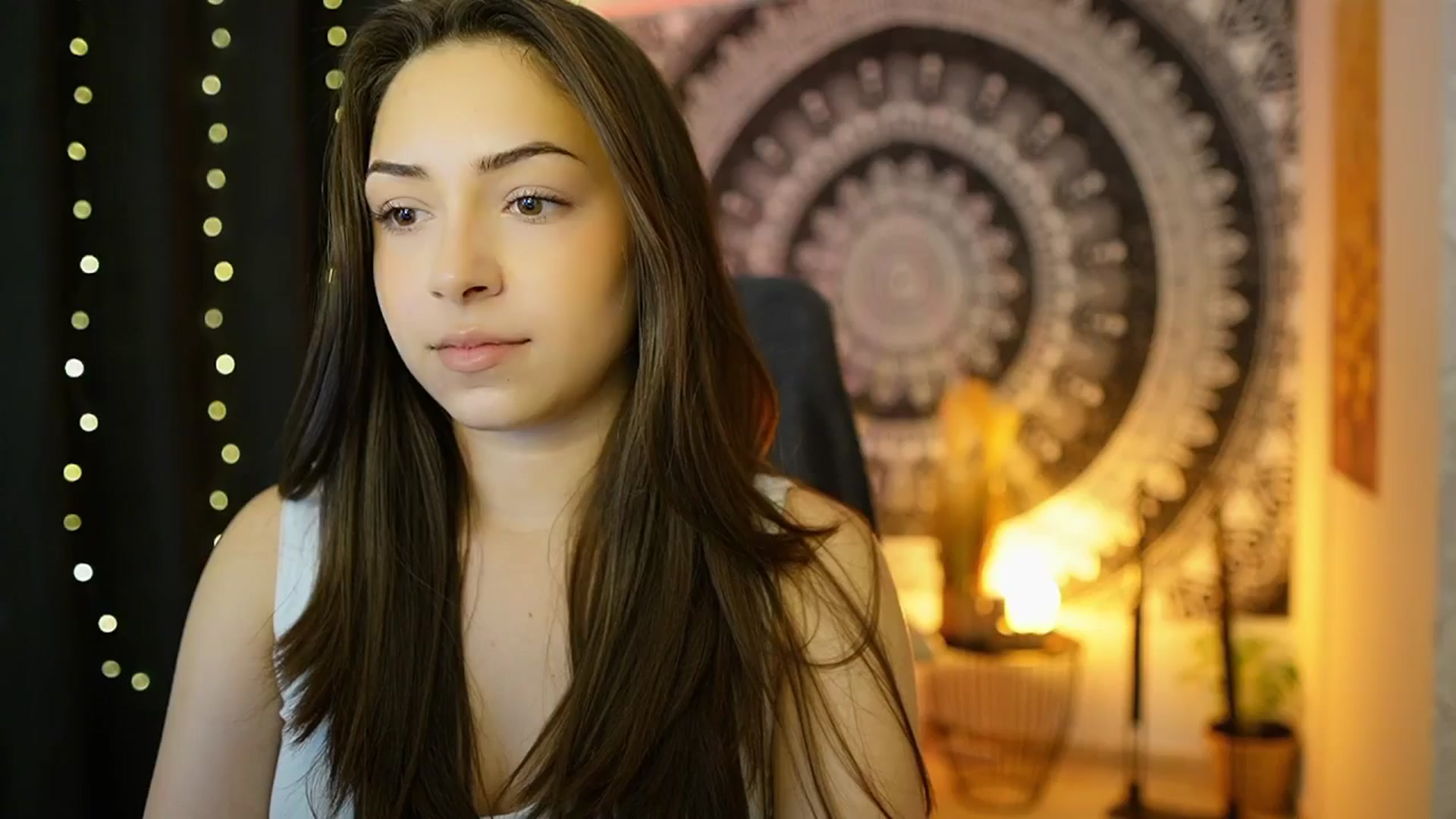 Gallery image thumbnail from Briar__Rose's myfreecams stream on, 05/24/2024, 15:45 image 9 of 20