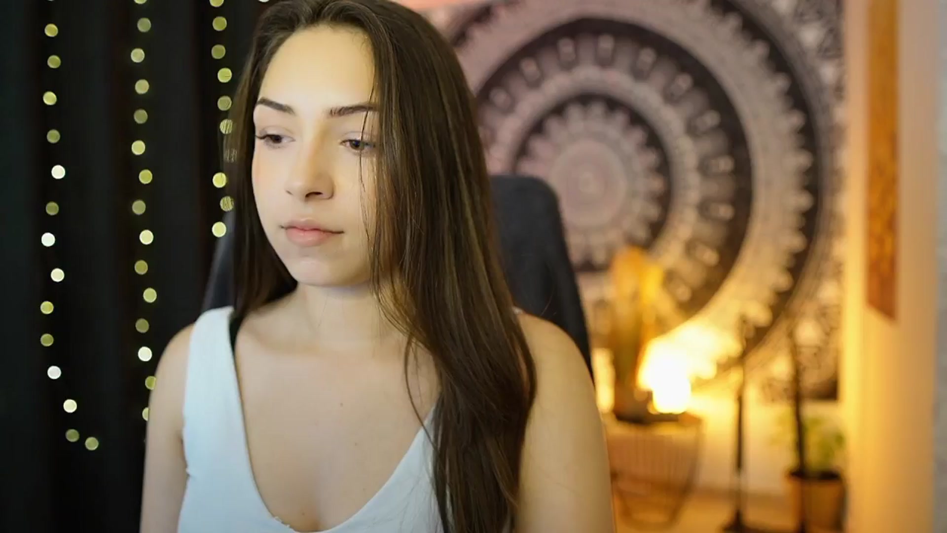 Gallery image thumbnail from Briar__Rose's myfreecams stream on, 05/24/2024, 15:45 image 19 of 20