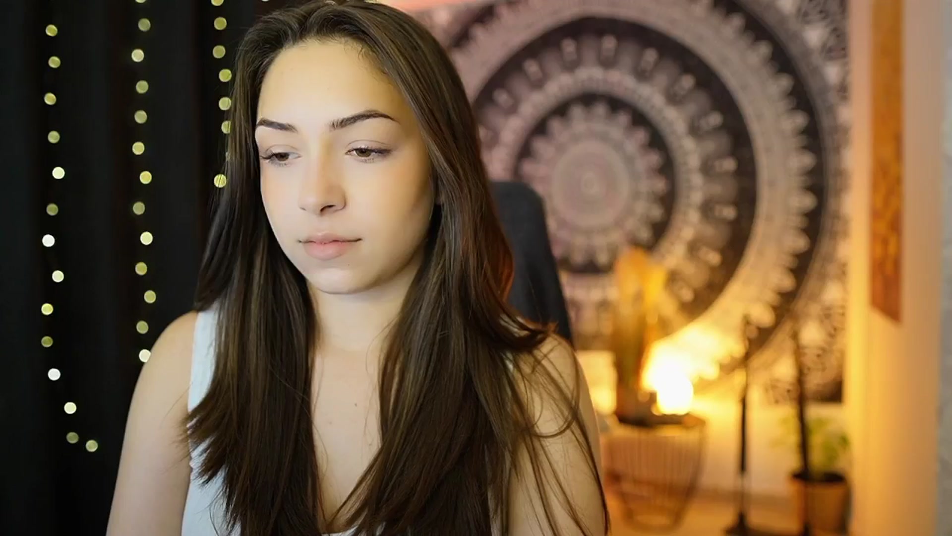 Gallery image thumbnail from Briar__Rose's myfreecams stream on, 05/24/2024, 15:45 image 7 of 20