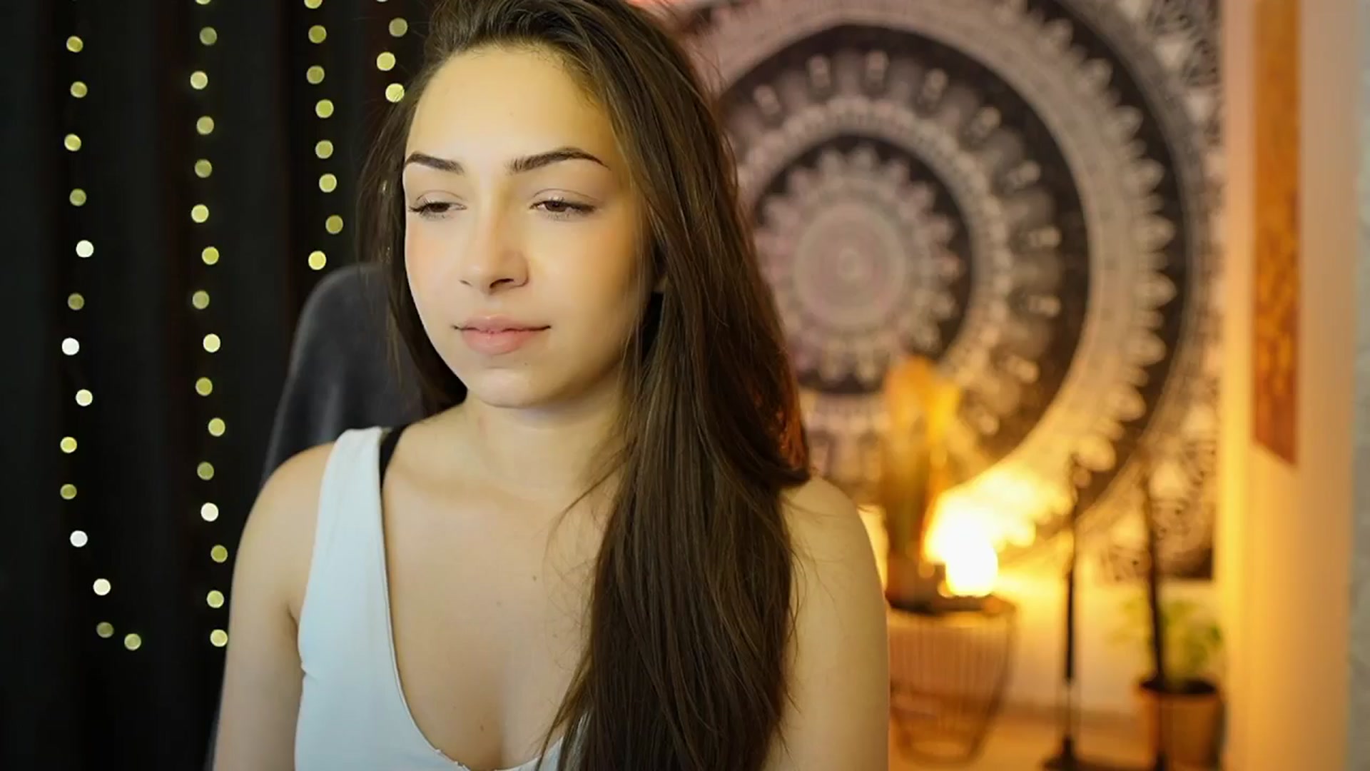 Gallery image thumbnail from Briar__Rose's myfreecams stream on, 05/24/2024, 16:33 image 1 of 20