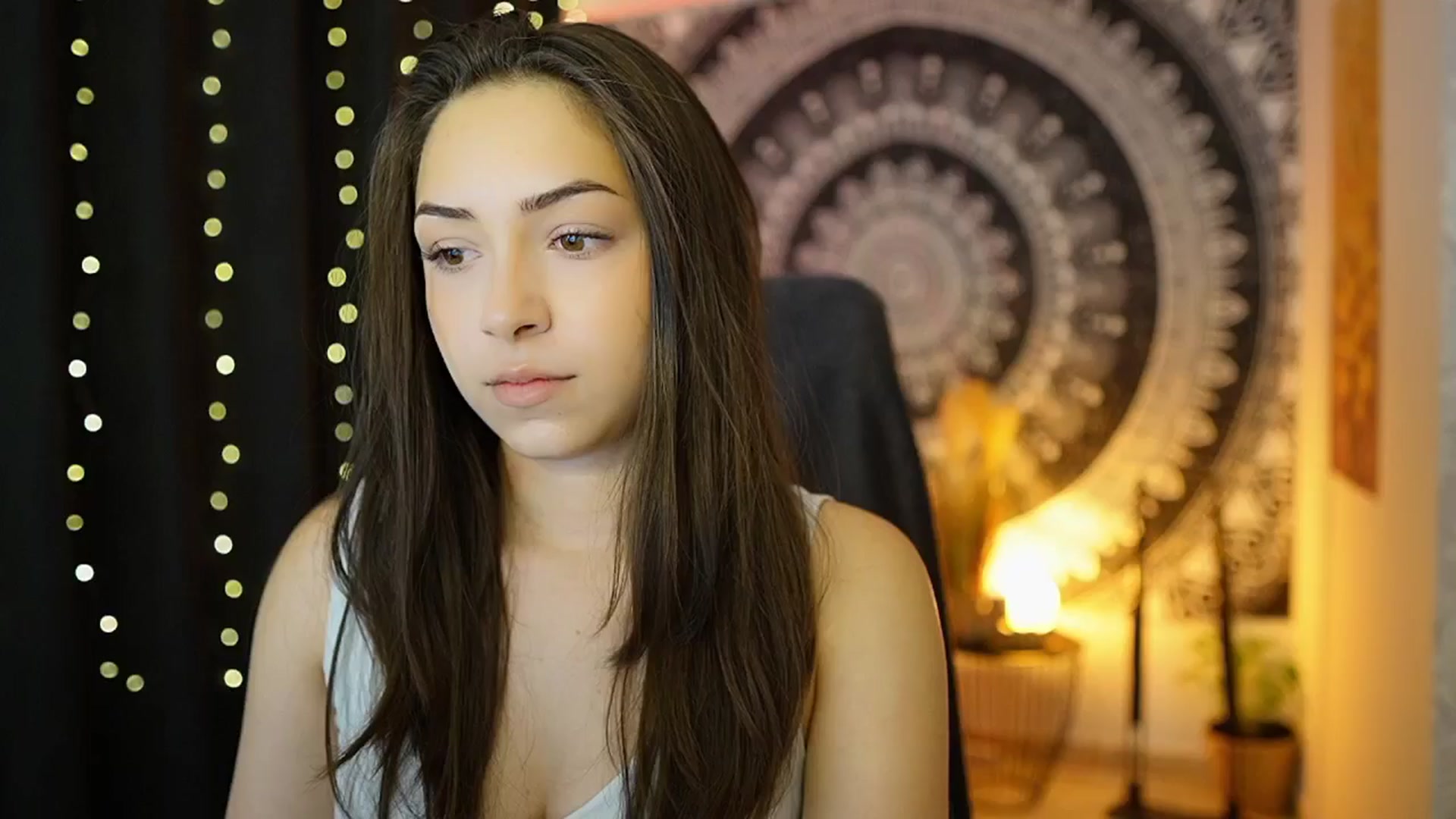 Gallery image thumbnail from Briar__Rose's myfreecams stream on, 05/24/2024, 17:33 image 1 of 20