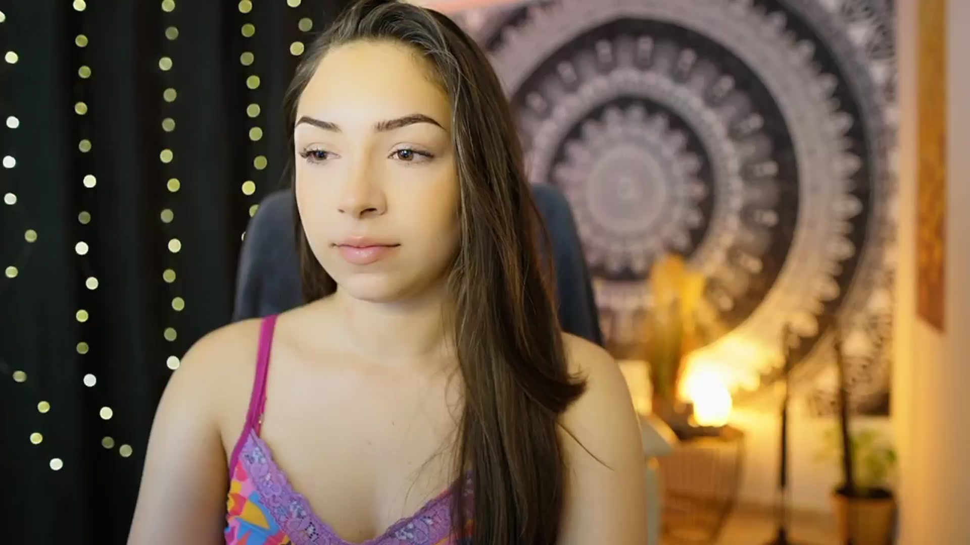 Gallery image thumbnail from Briar__Rose's myfreecams stream on, 05/25/2024, 17:13 image 3 of 20