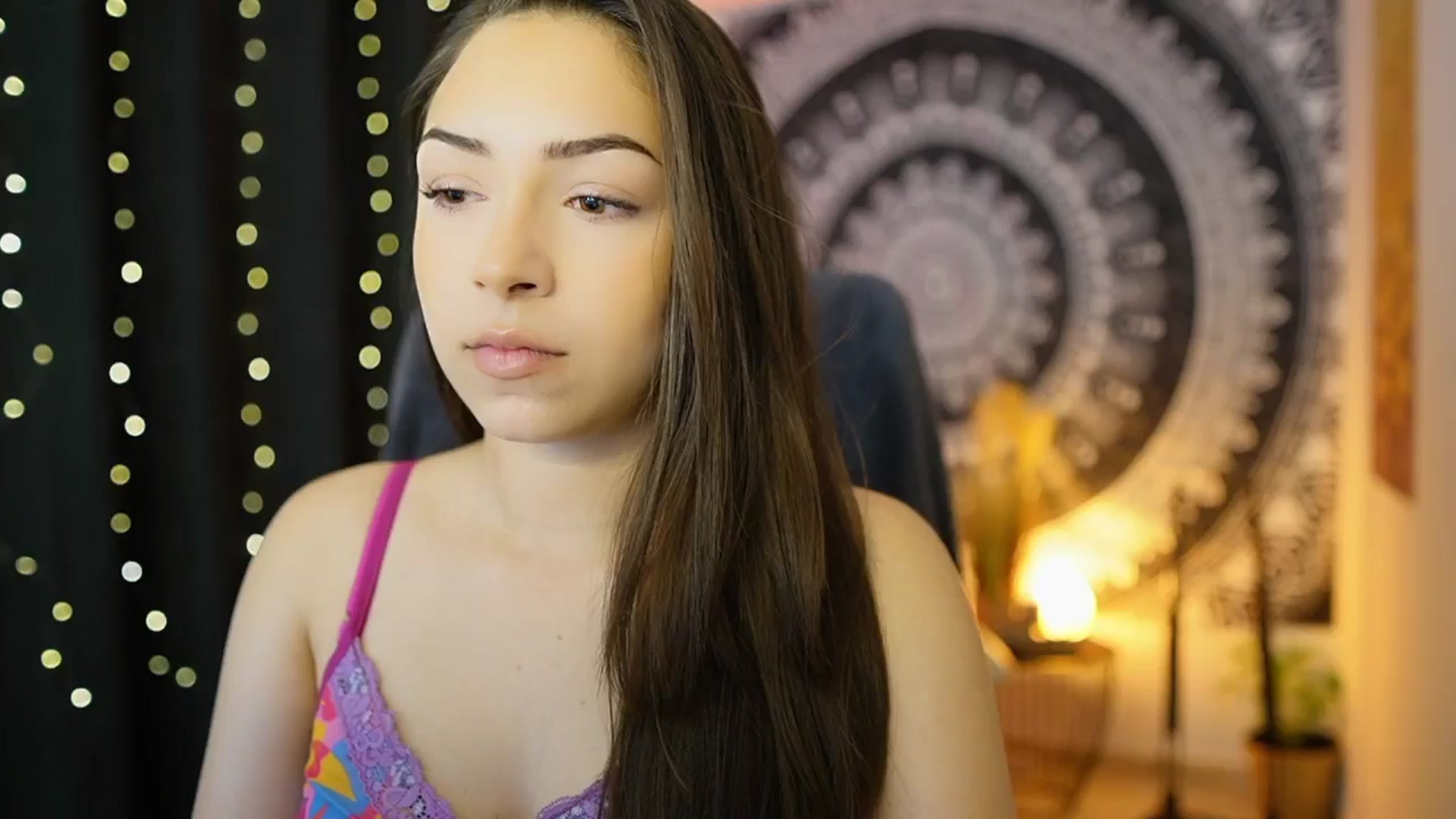 Gallery image thumbnail from Briar__Rose's myfreecams stream on, 05/25/2024, 17:13 image 7 of 20