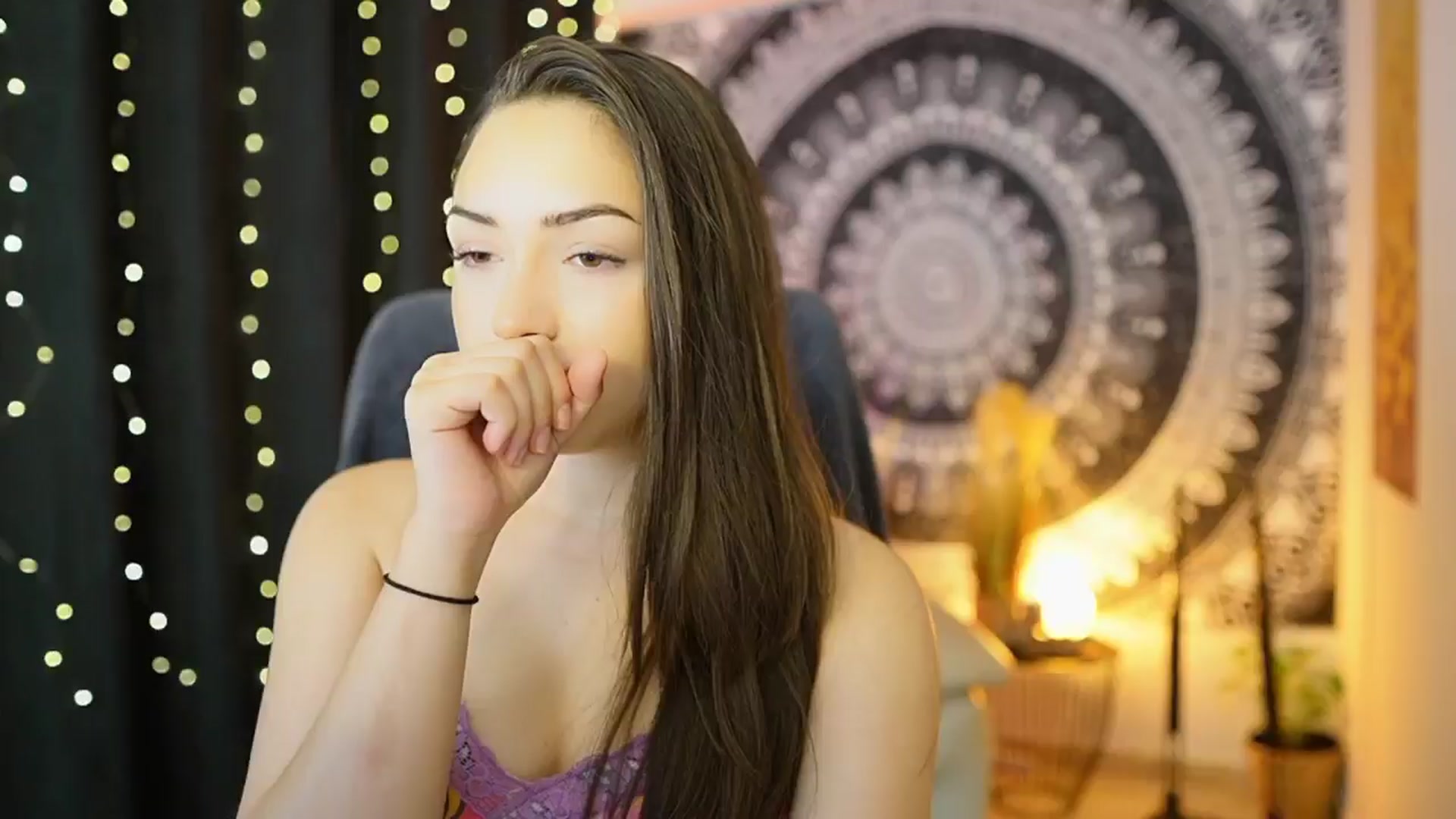 Gallery image thumbnail from Briar__Rose's myfreecams stream on, 05/25/2024, 17:13 image 16 of 20
