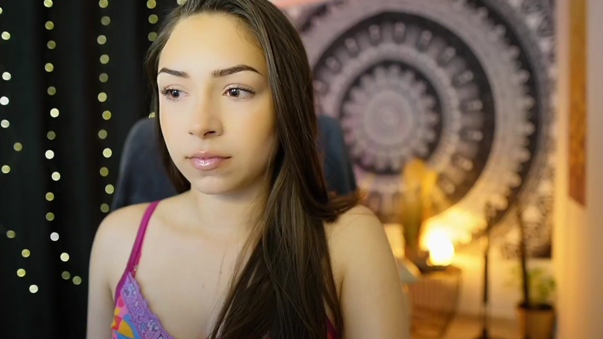 Gallery image thumbnail from Briar__Rose's myfreecams stream on, 05/25/2024, 17:13 image 12 of 20