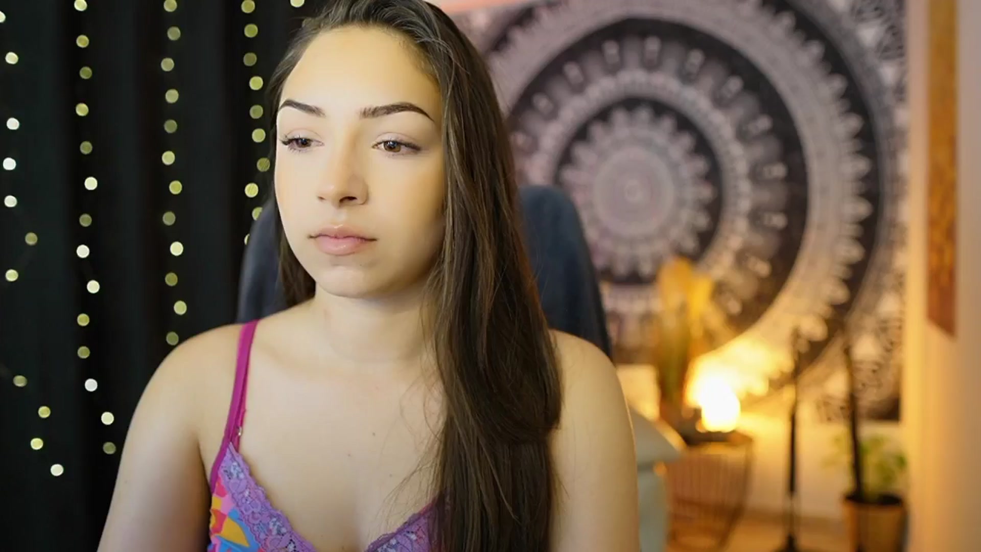 Gallery image thumbnail from Briar__Rose's myfreecams stream on, 05/25/2024, 17:13 image 4 of 20