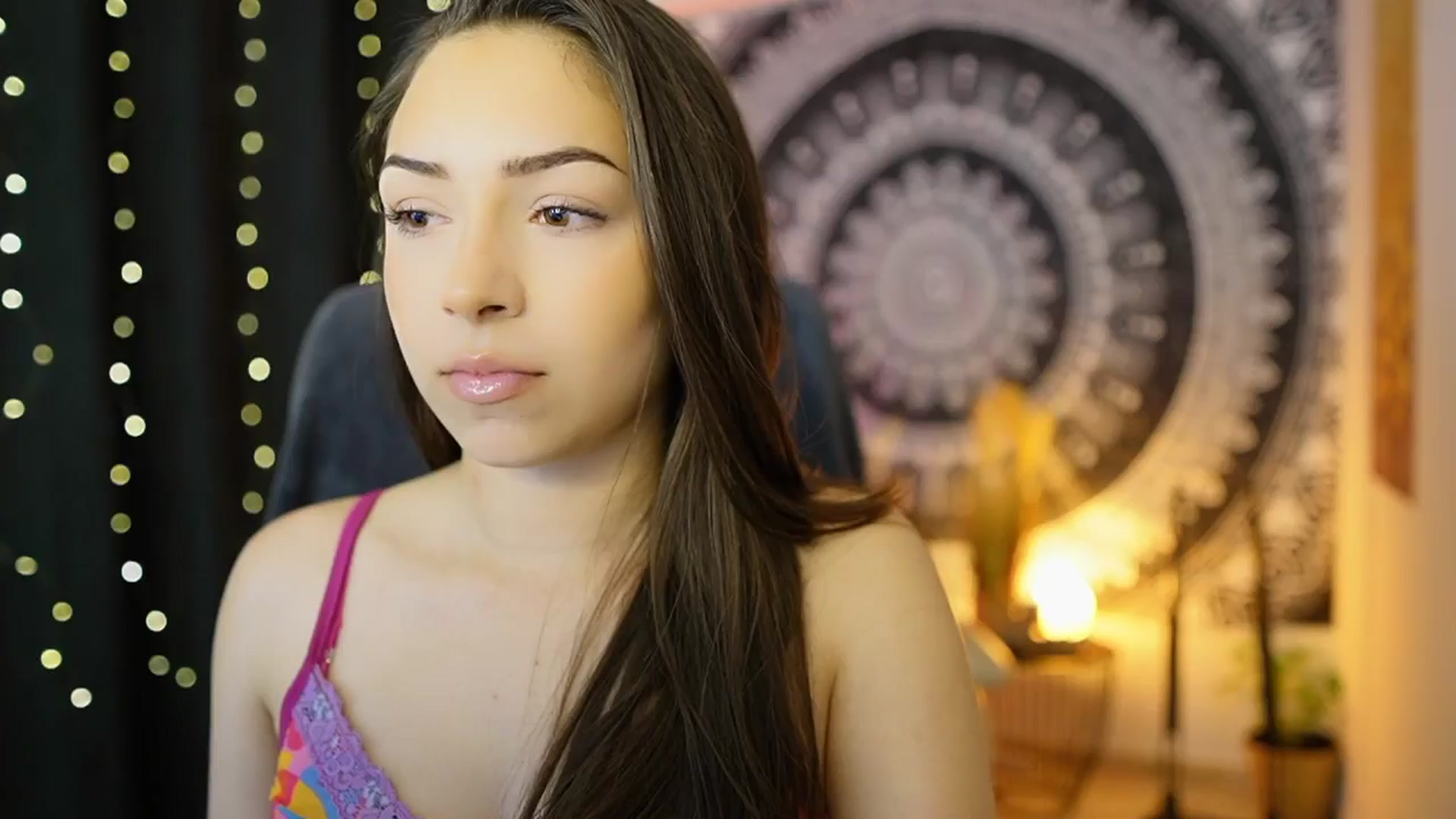 Gallery image thumbnail from Briar__Rose's myfreecams stream on, 05/25/2024, 17:13 image 13 of 20