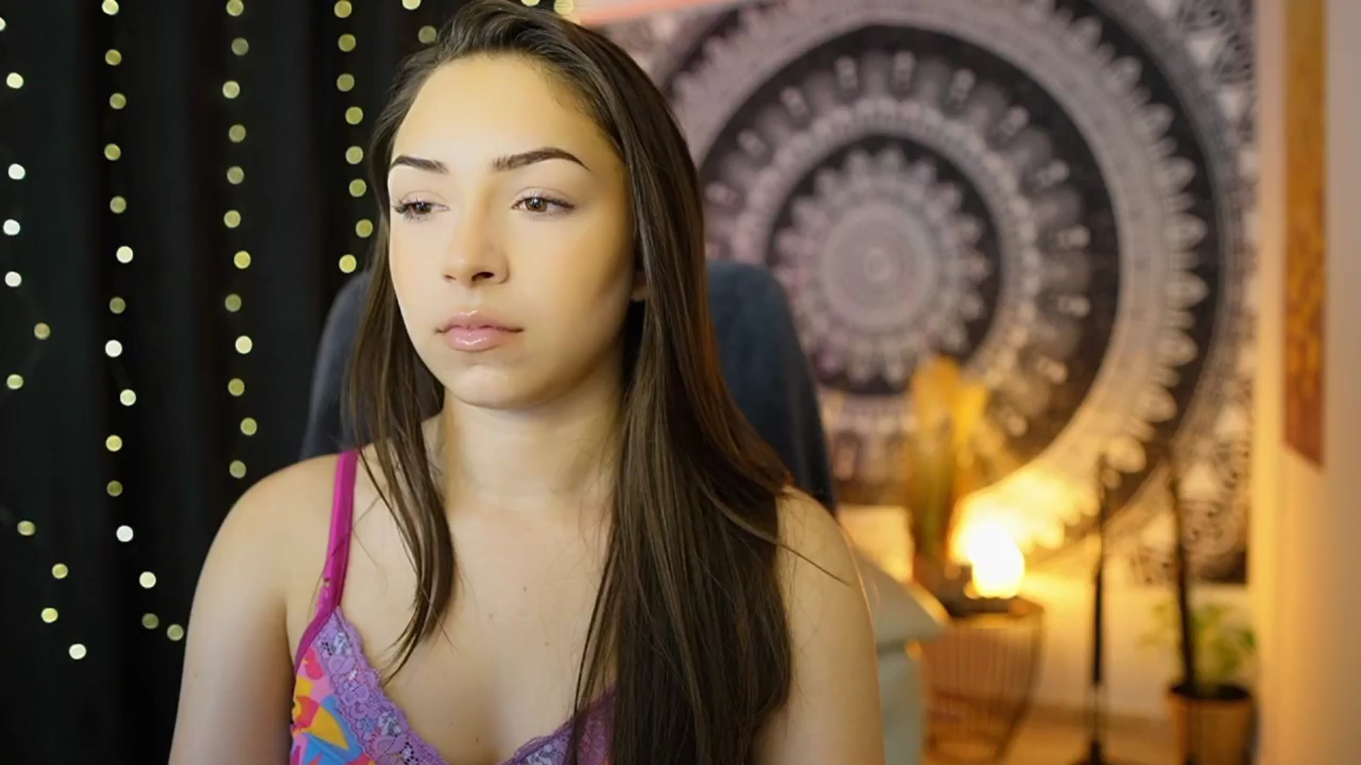 Gallery image thumbnail from Briar__Rose's myfreecams stream on, 05/25/2024, 17:54 image 5 of 20